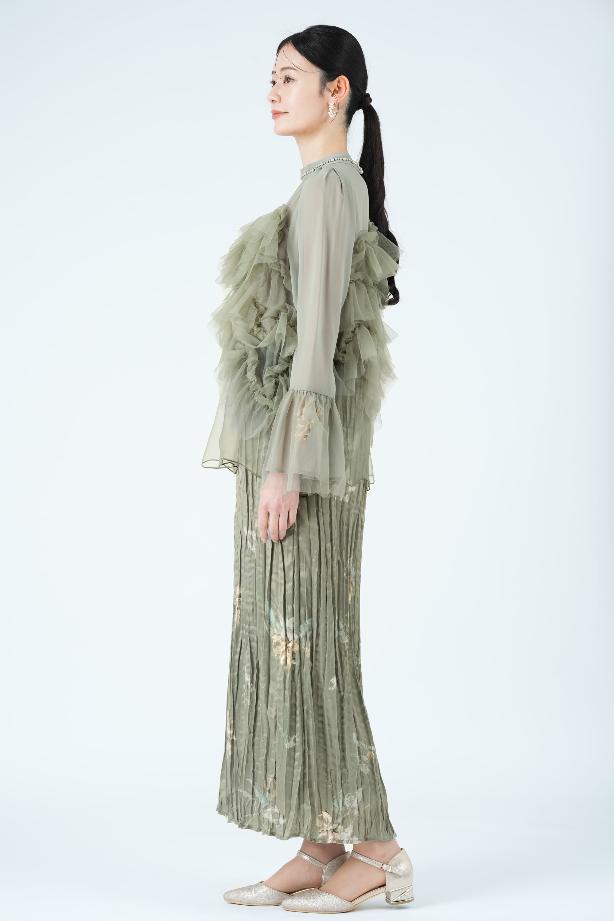 ニュアンスフラワー柄プリーツグリーンドレス