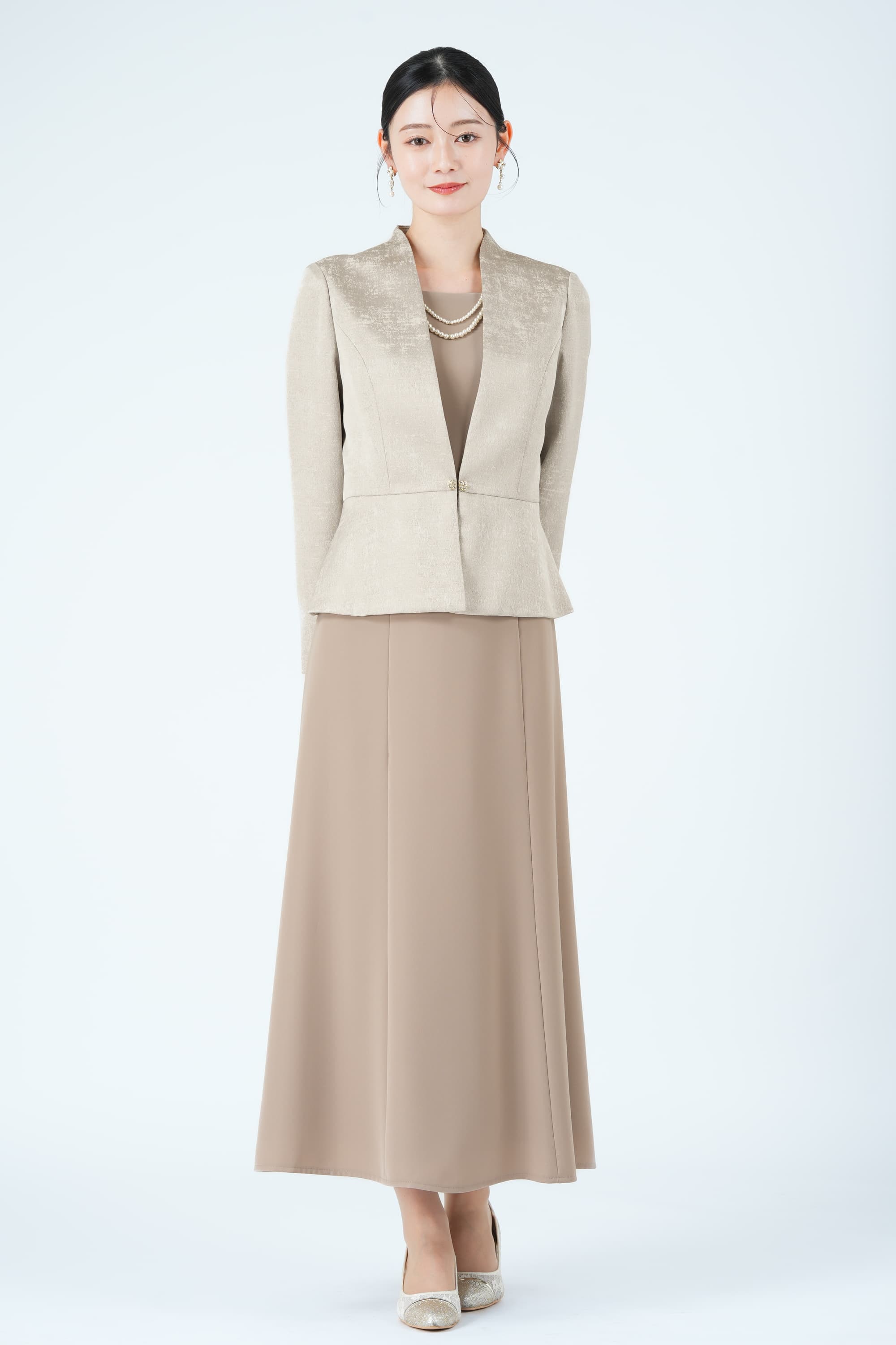 ジャガード織りジャケットドッキングベージュドレス