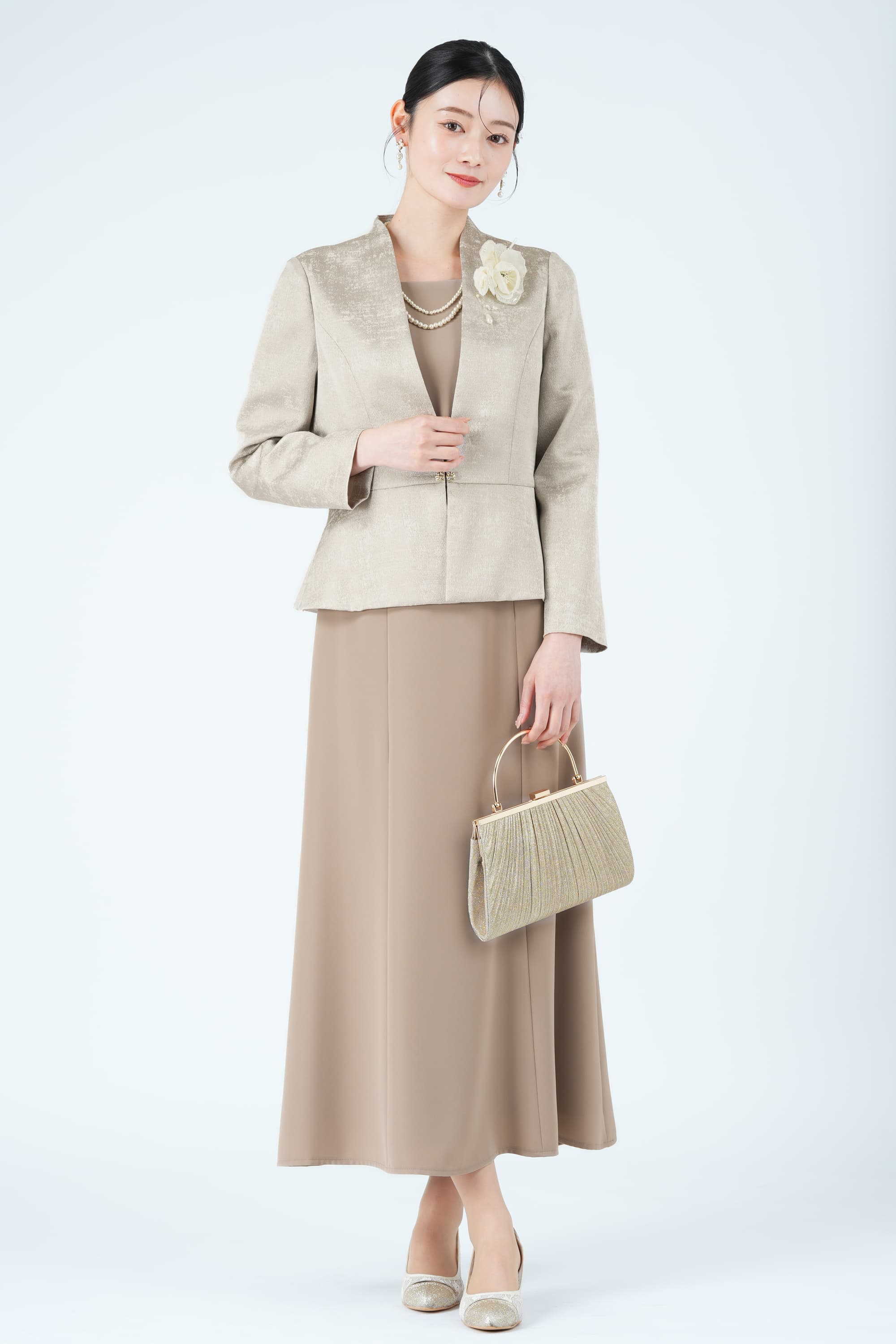 ジャガード織りジャケットドッキングベージュドレス