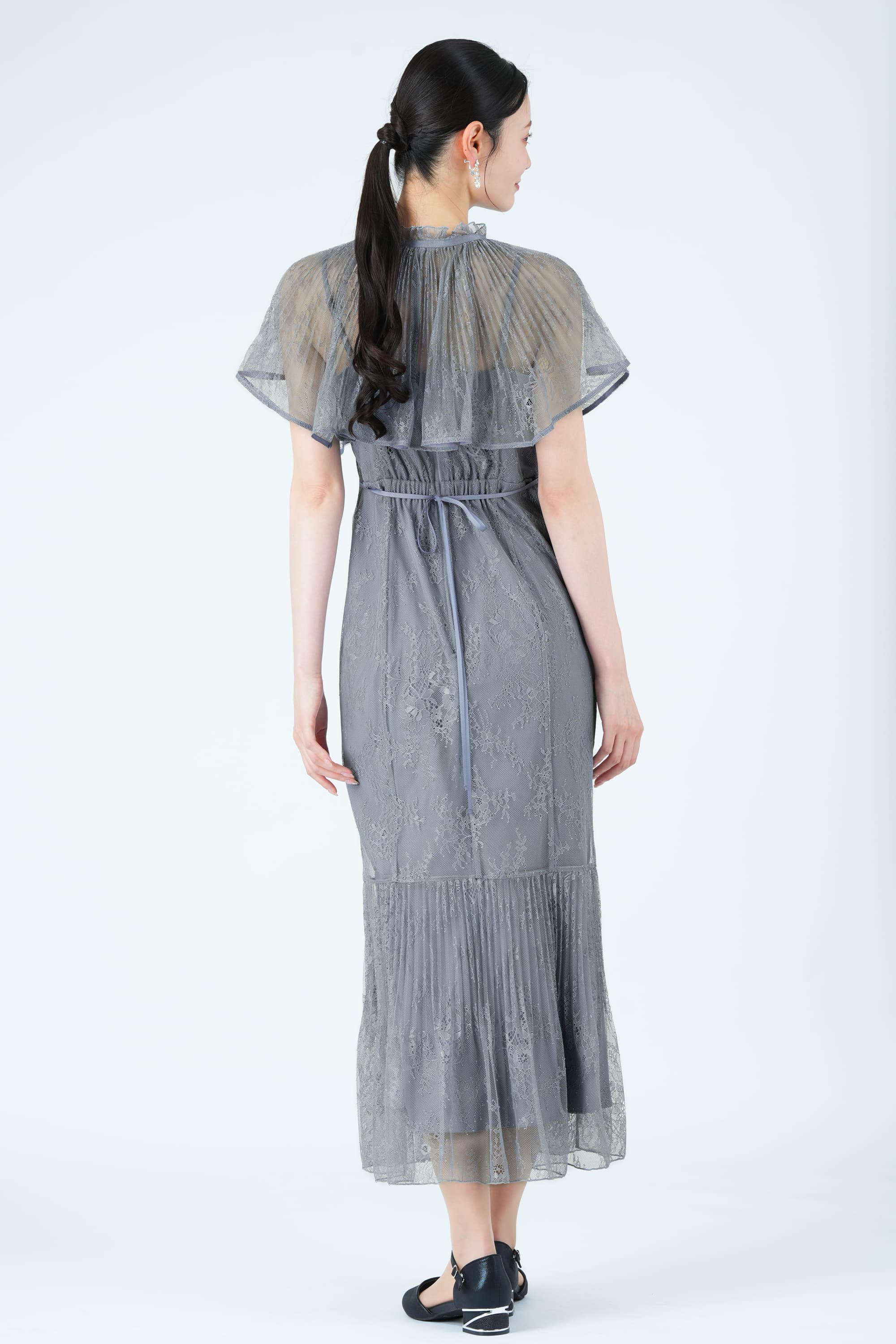 フローラルレースケープ&times;マーメイドブルーグレードレス