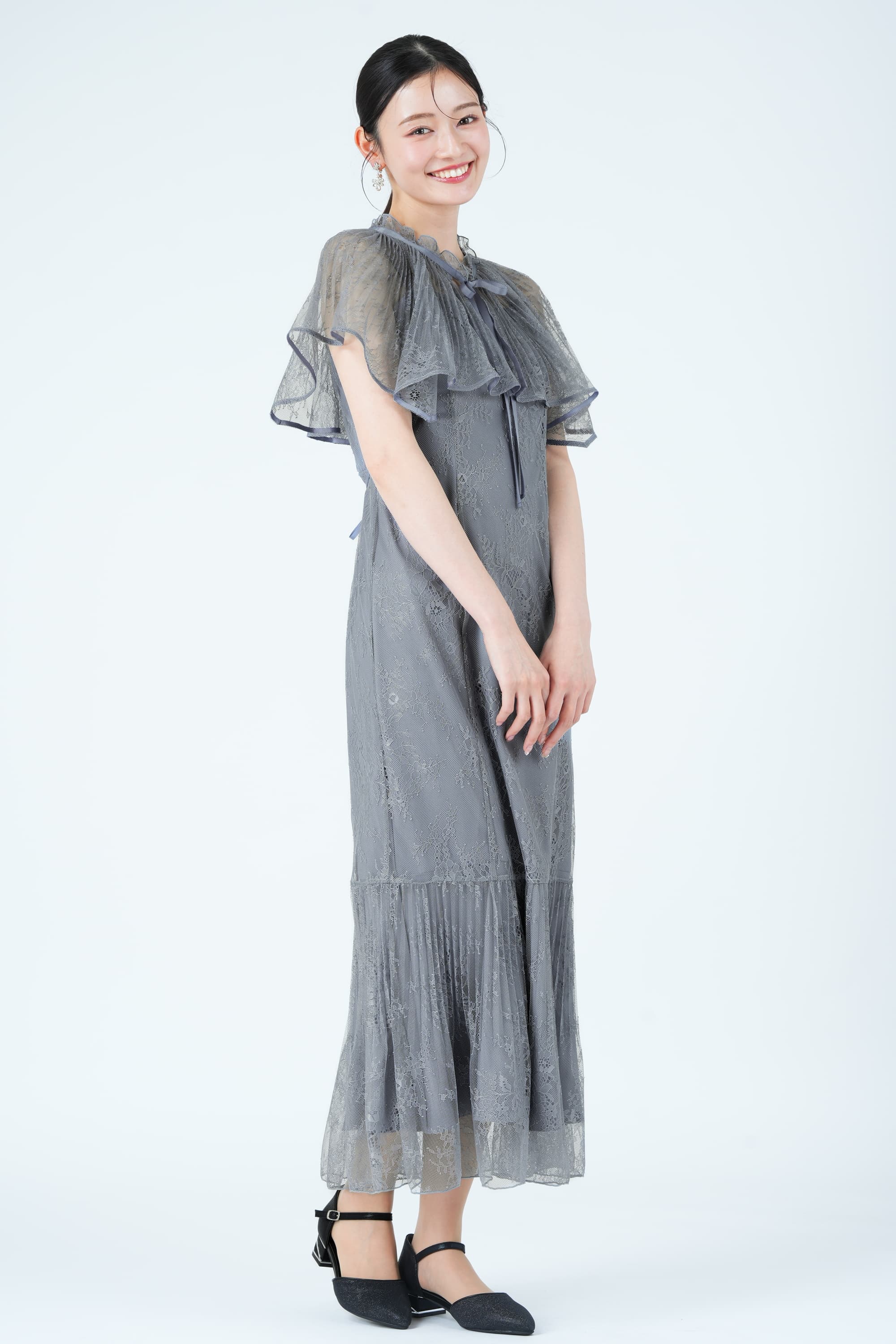 フローラルレースケープ&times;マーメイドブルーグレードレス