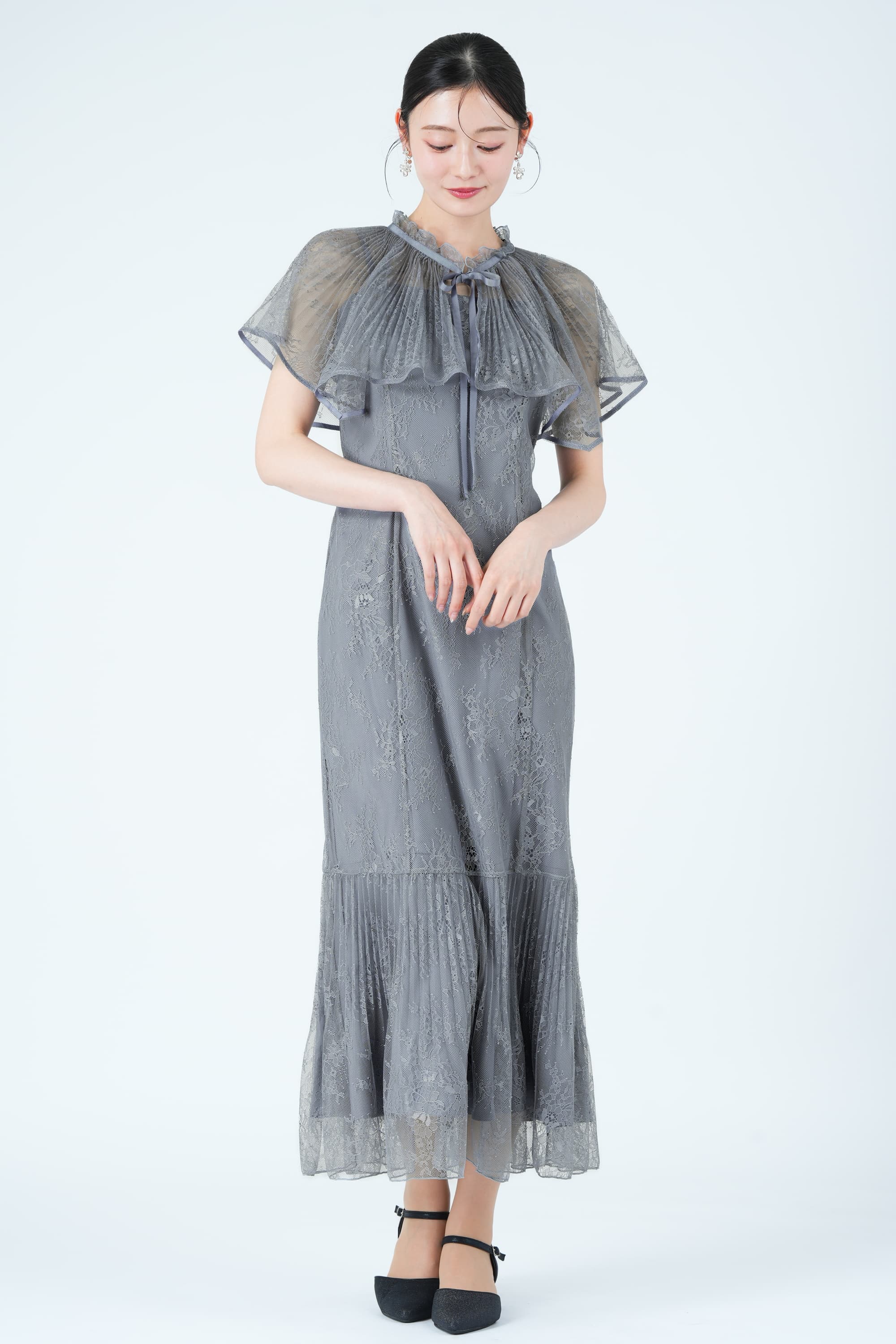 フローラルレースケープ&times;マーメイドブルーグレードレス