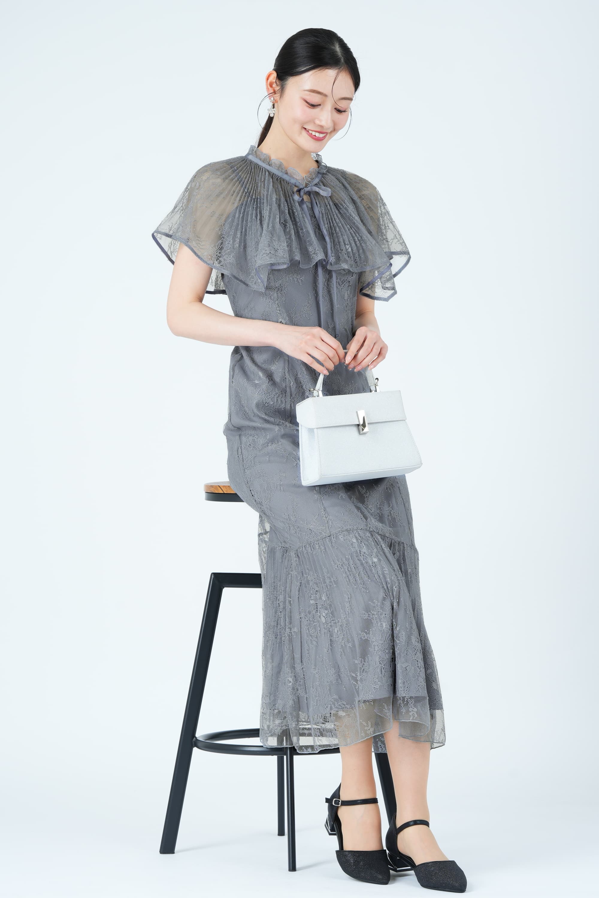 フローラルレースケープ&times;マーメイドブルーグレードレス