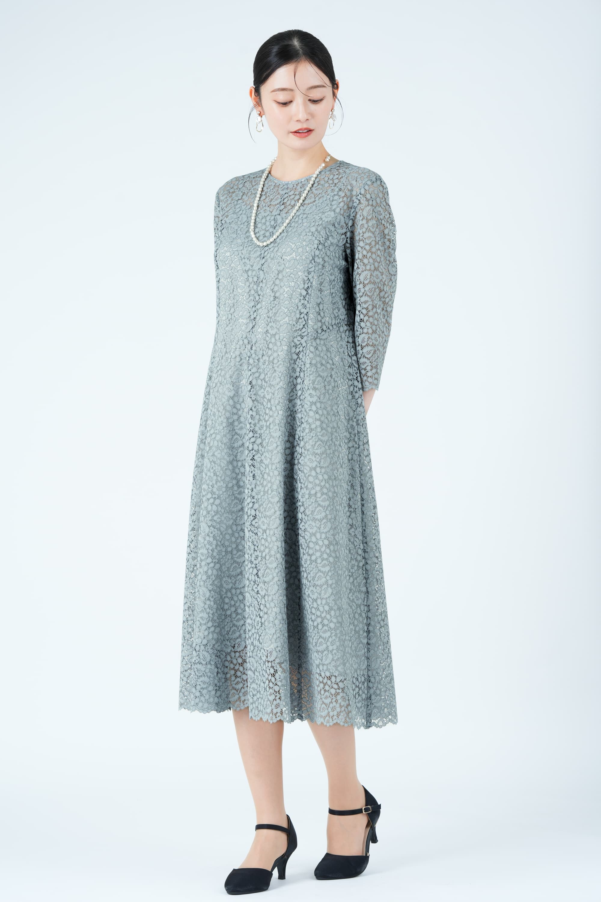 フラワー総レースフレアブルードレス