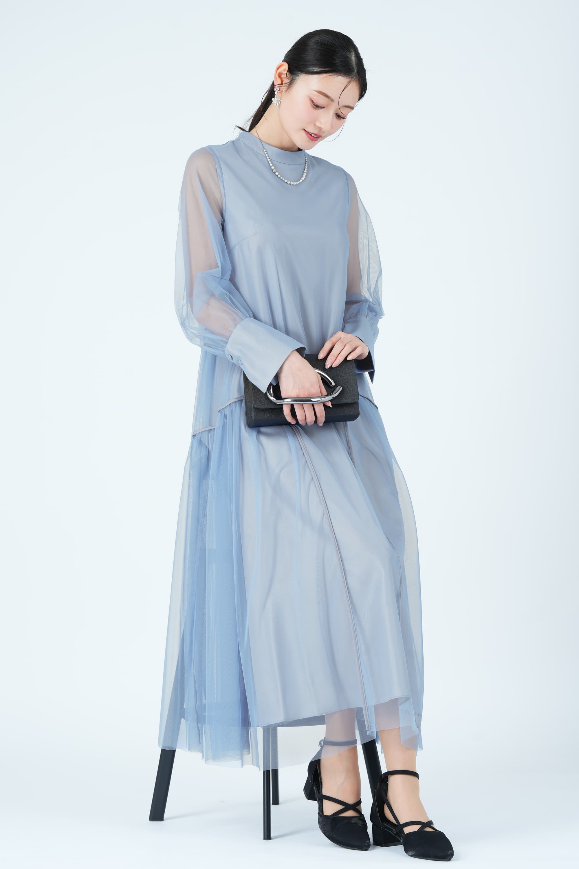 総チュール&times;パイピングブルードレス