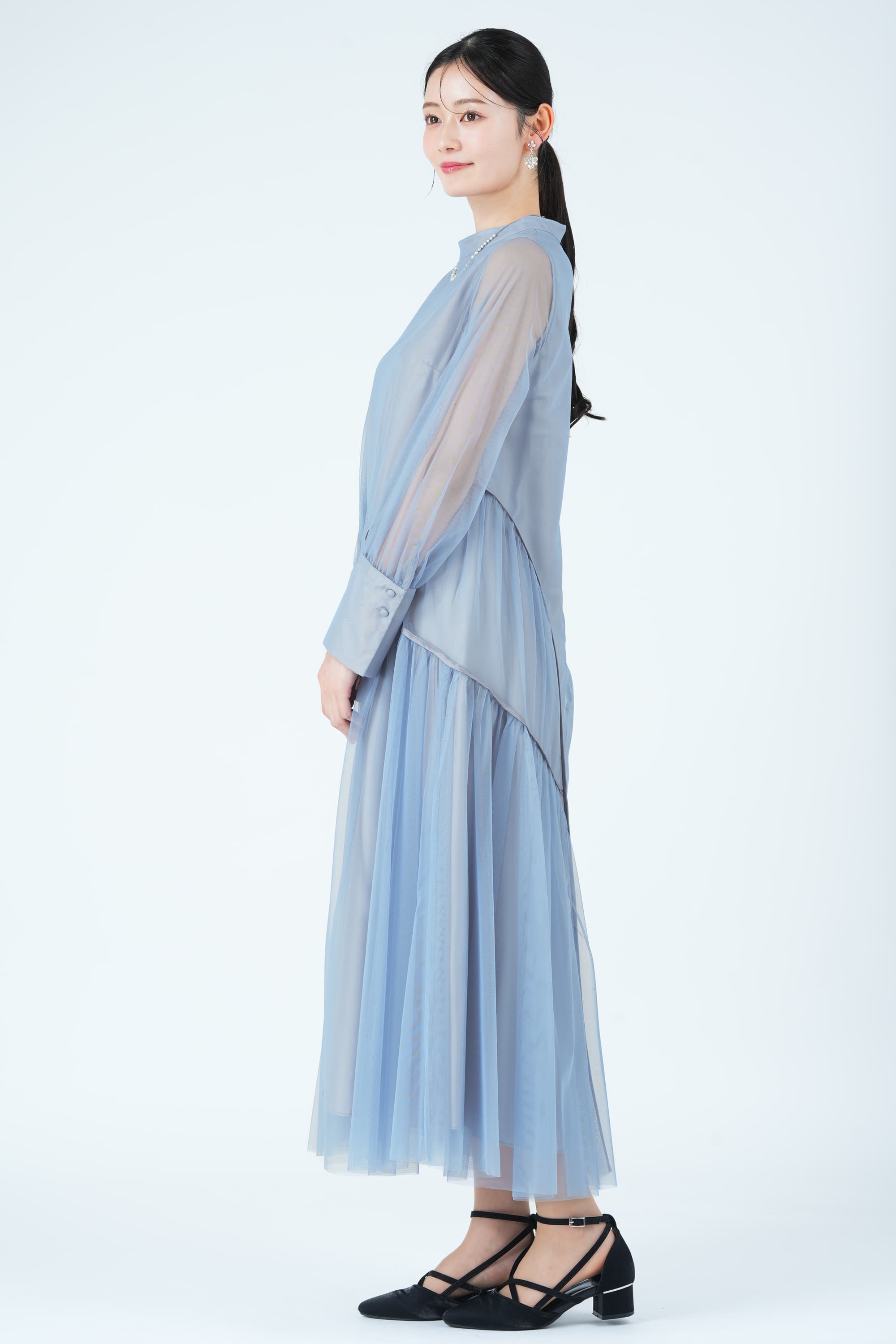 総チュール&times;パイピングブルードレス