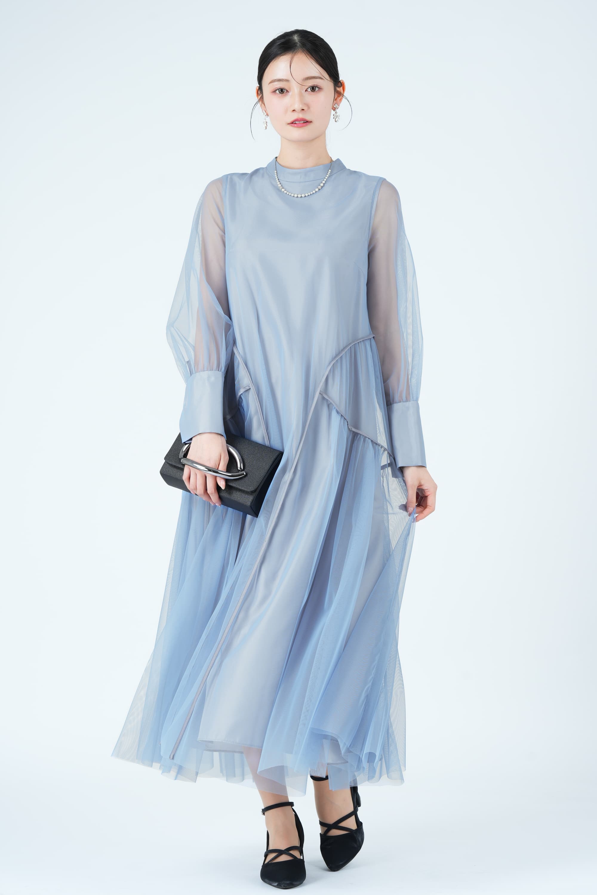 総チュール&times;パイピングブルードレス