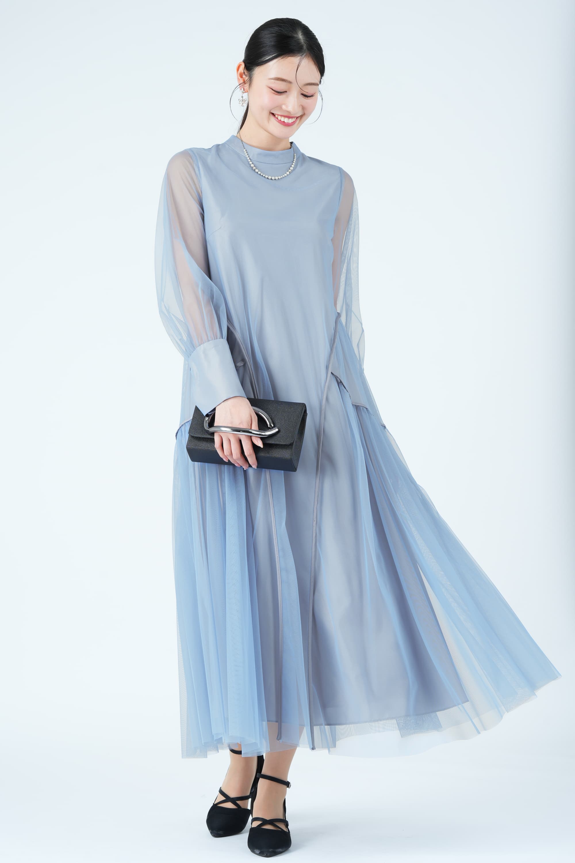 総チュール&times;パイピングブルードレス