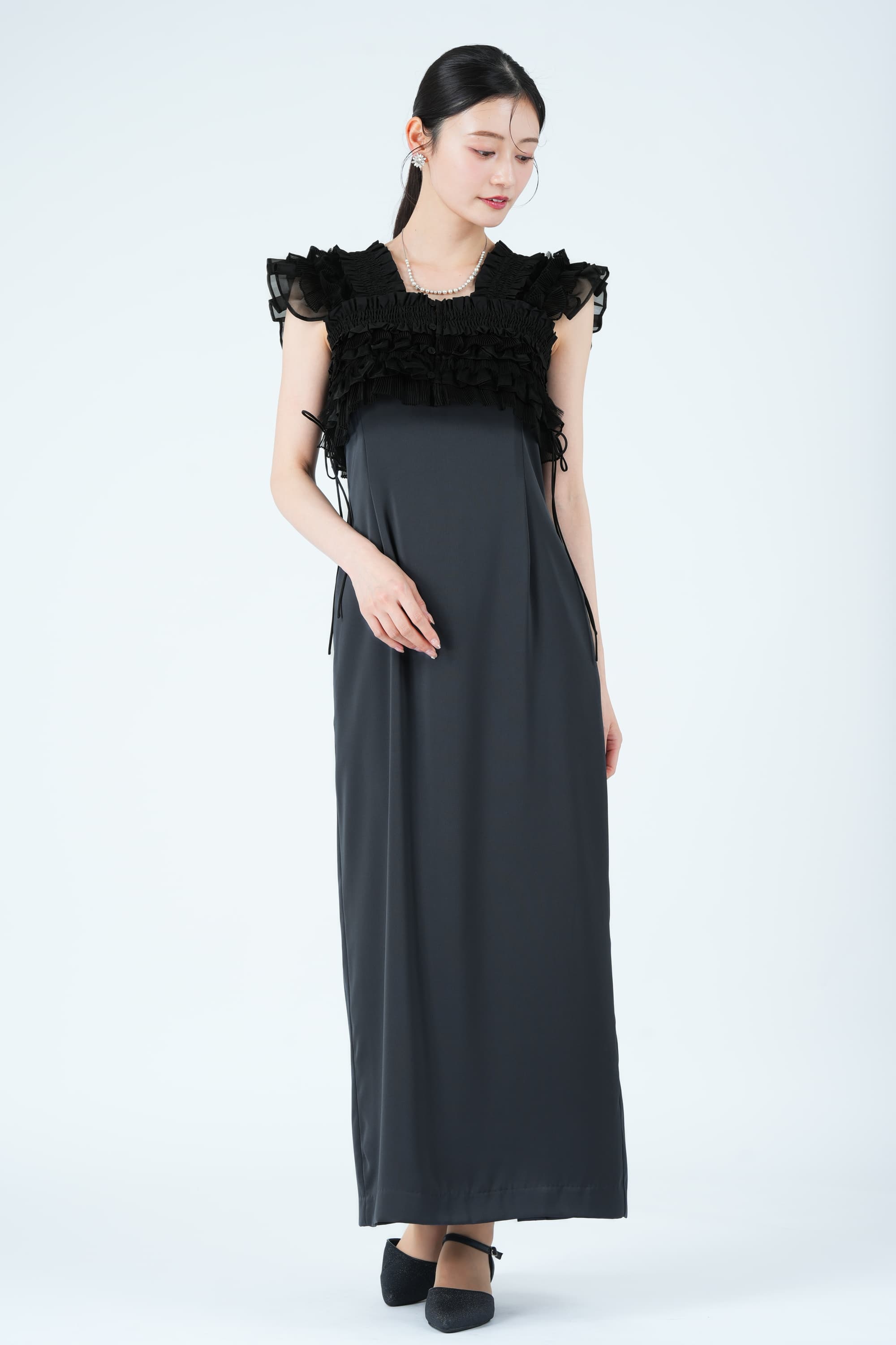 ミックステクスチャービスチェ&times;チャコールグレードレス