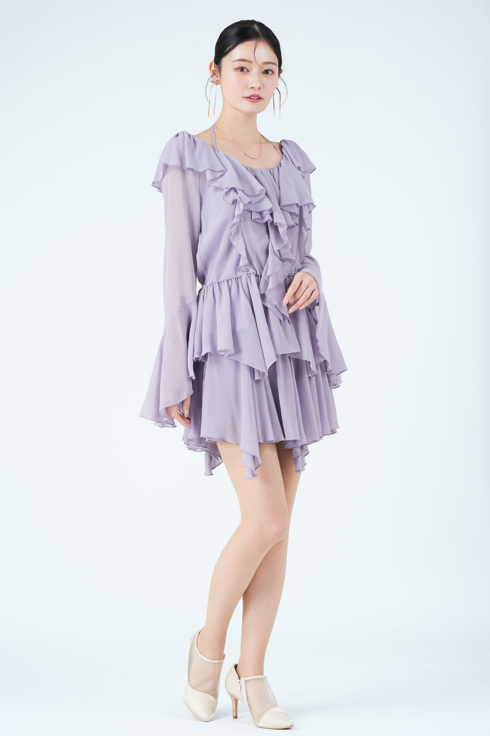 ラッフルデザイントップス&times;フレアラベンダーパンツドレス