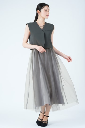 ショート丈ベストレイヤードチュールグレードレス