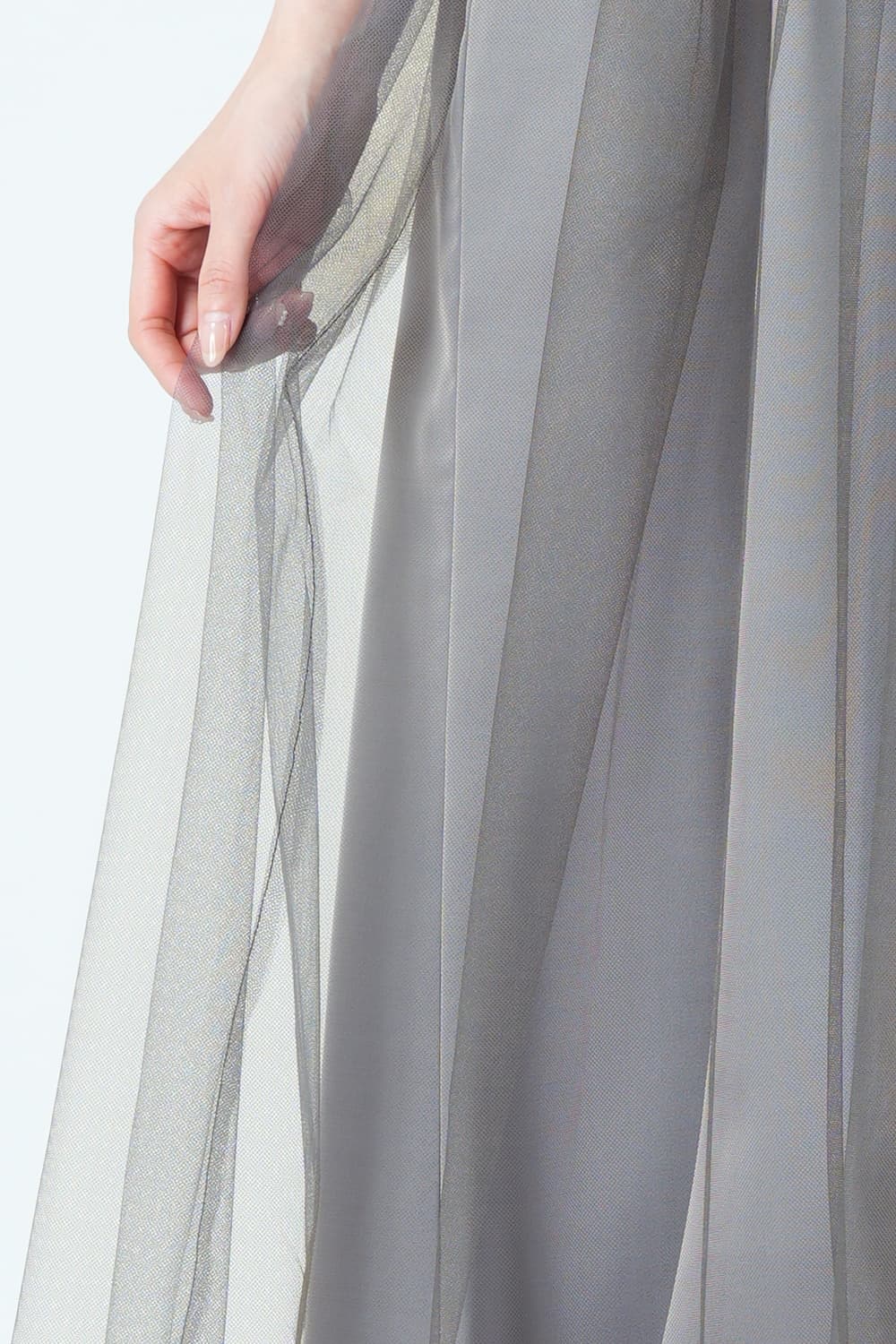 ショート丈ベストレイヤードチュールグレードレス