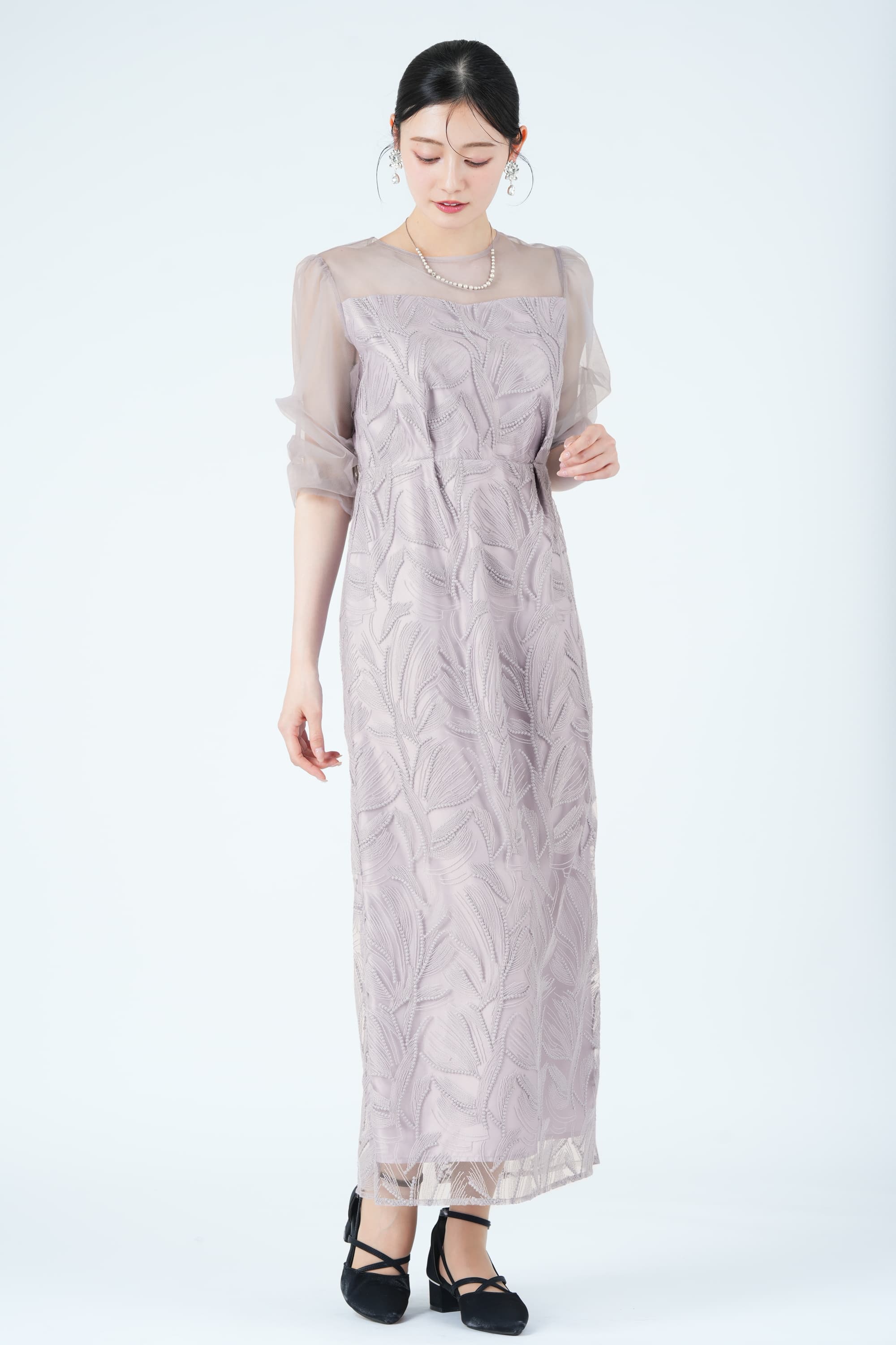 リーフ柄レース刺繍ラベンダーグレードレス