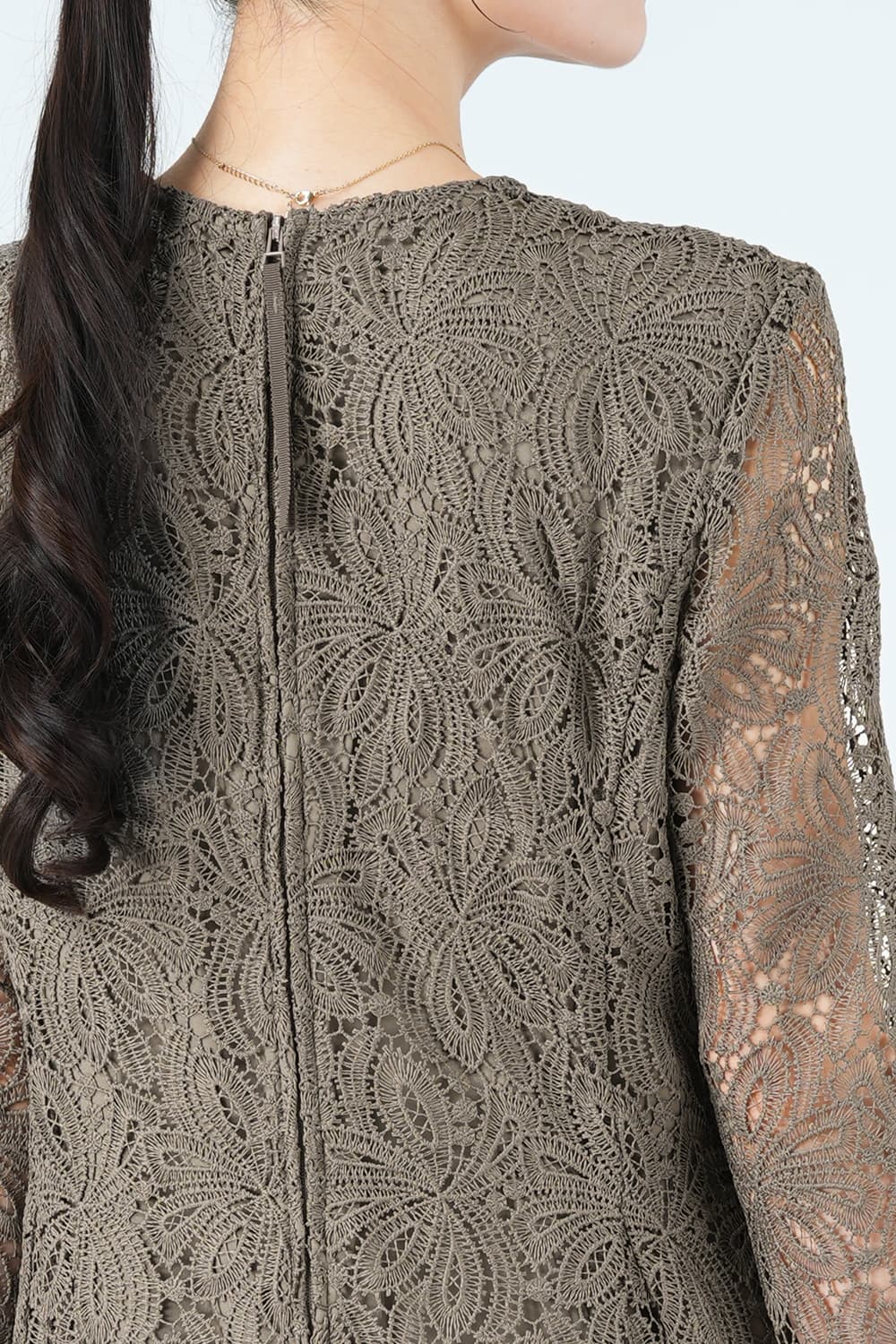 リボンブーケモチーフ総レースブラウンドレス