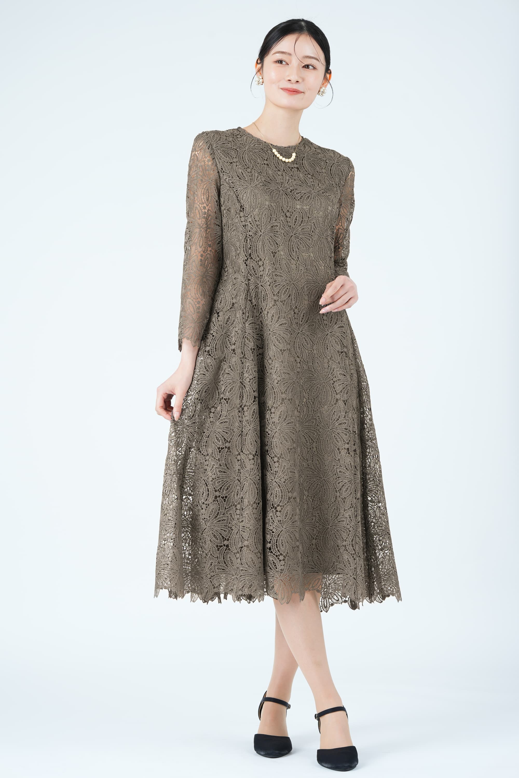 リボンブーケモチーフ総レースブラウンドレス