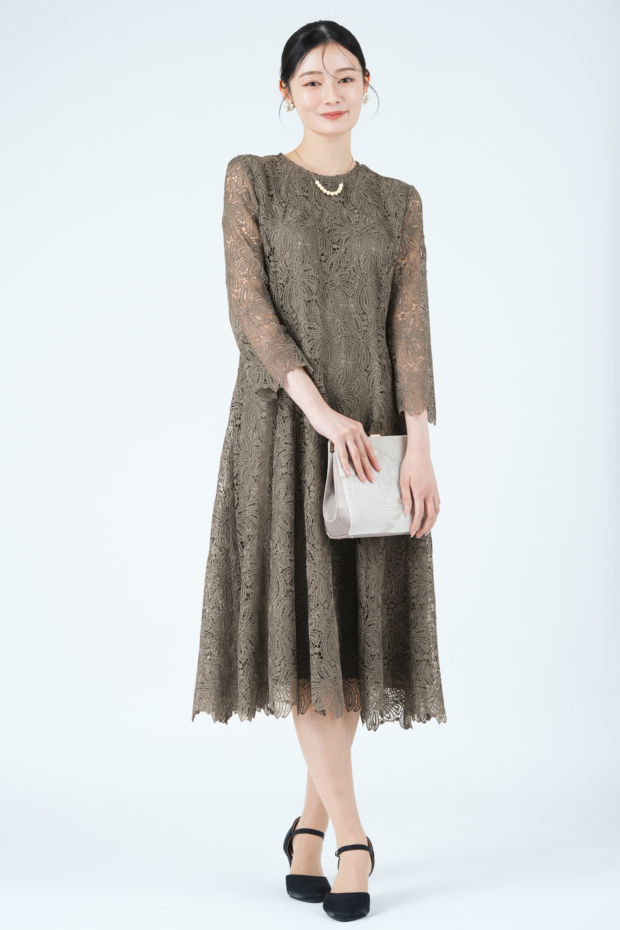 リボンブーケモチーフ総レースブラウンドレス