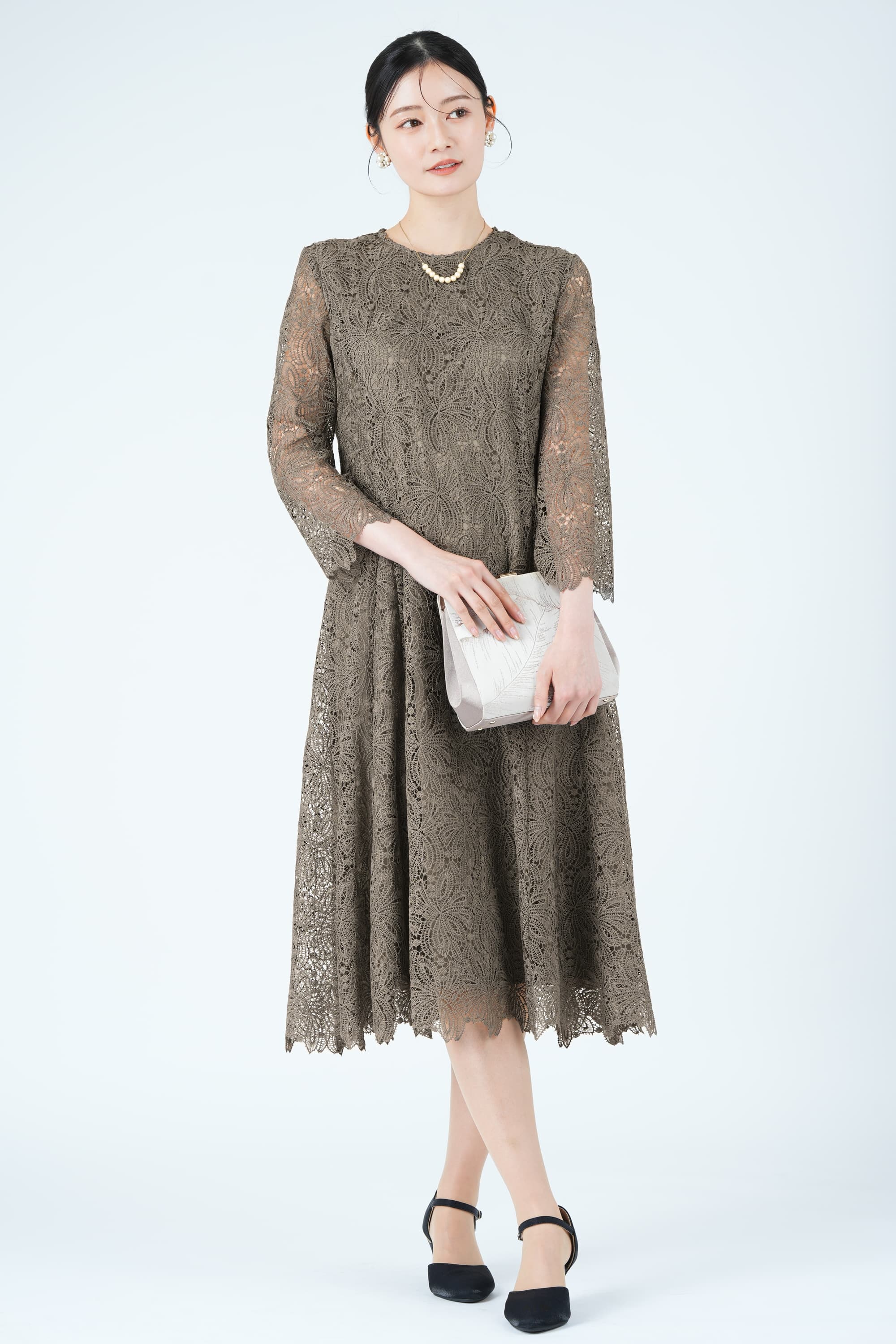 リボンブーケモチーフ総レースブラウンドレス