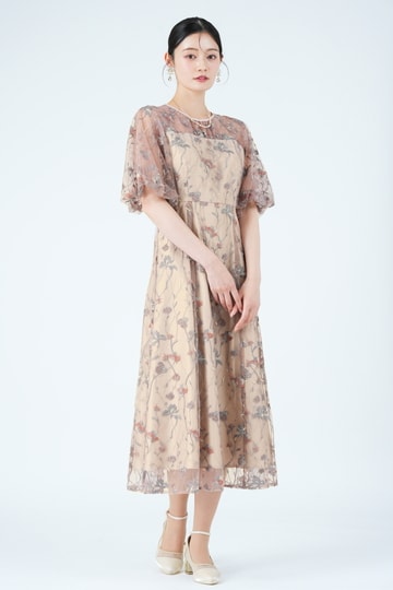 パフスリーブフローラル刺繍ピンクベージュドレス