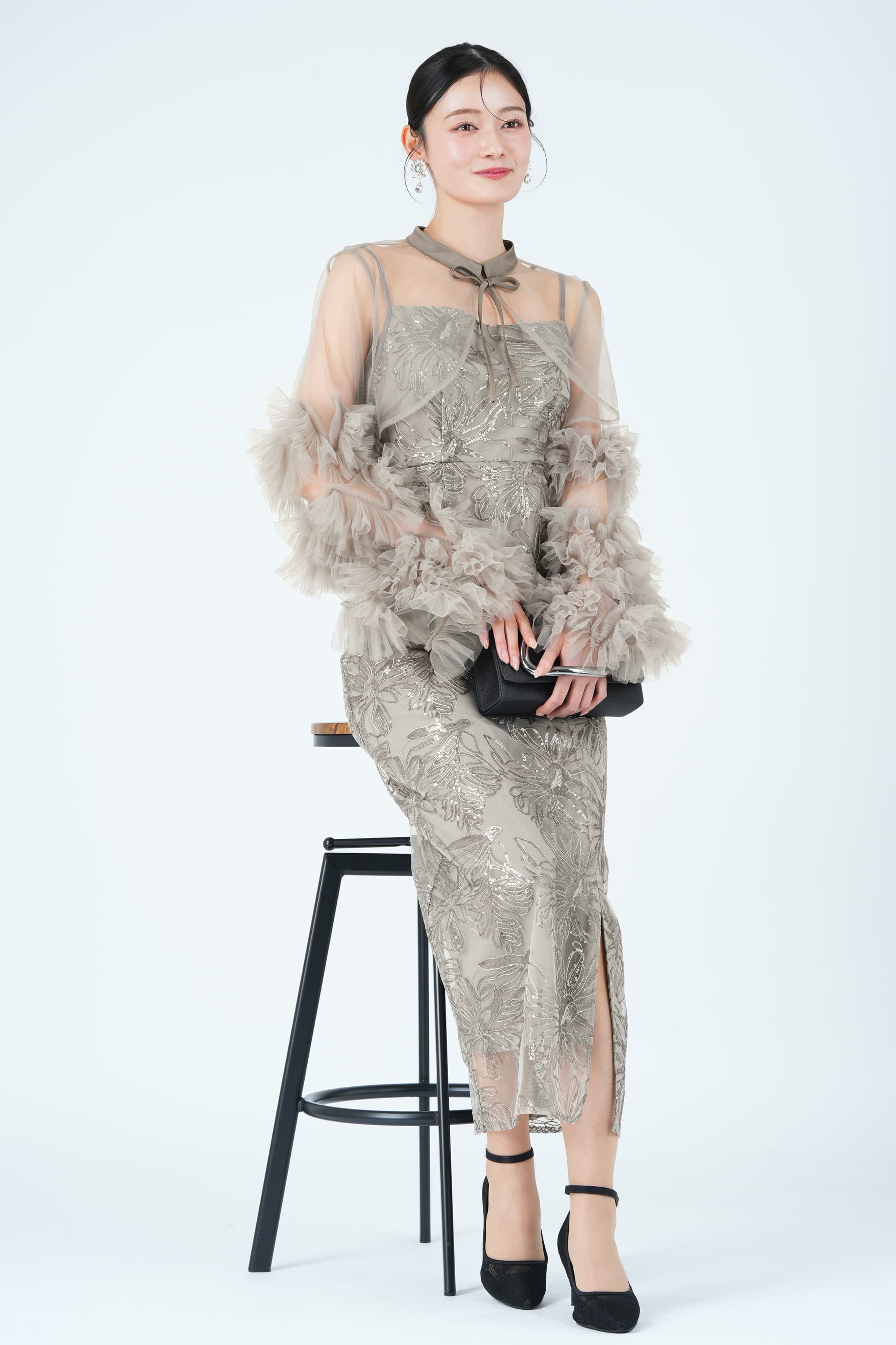 フラワー刺繍フリルスリーブリボンタイグレードレス