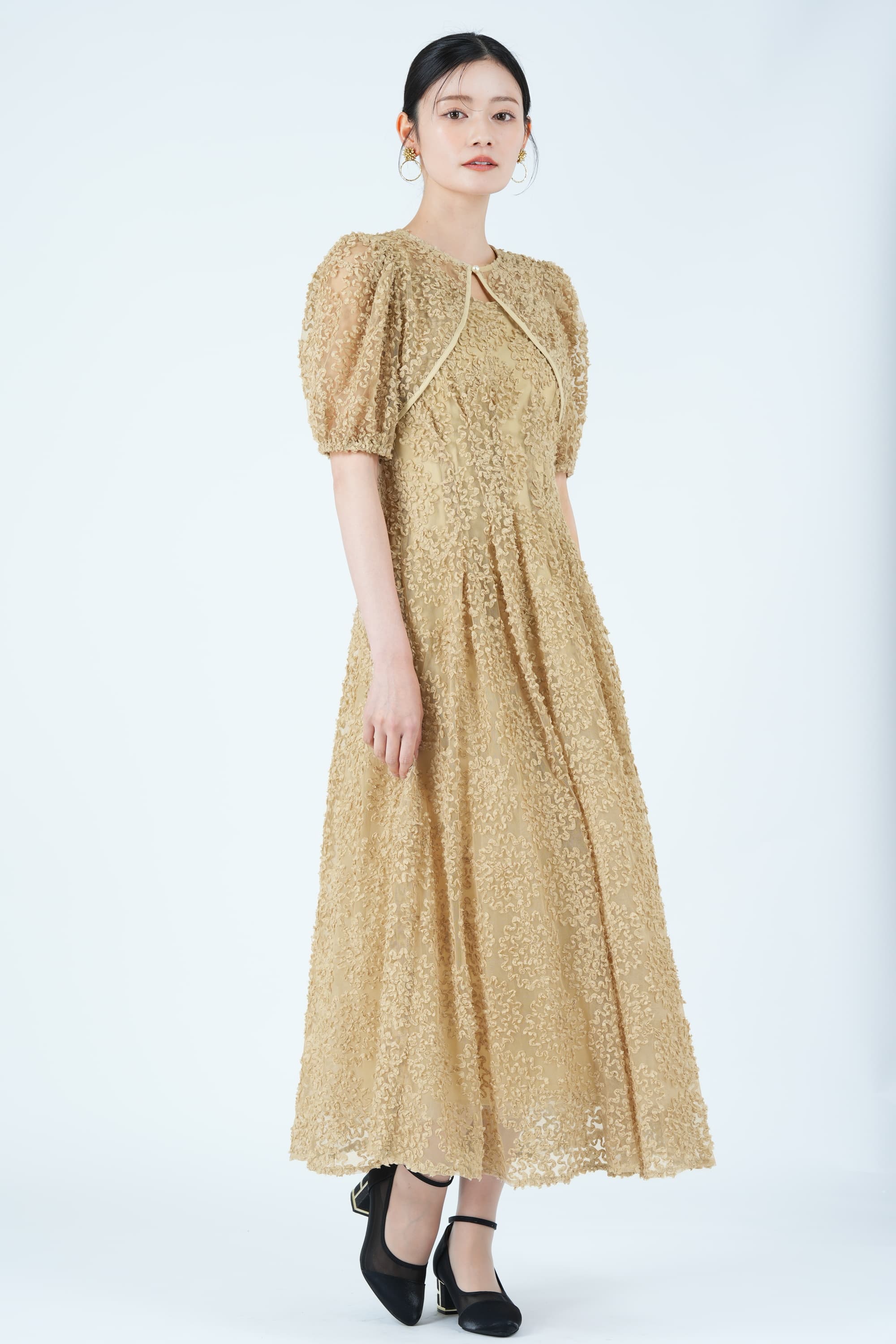ブルーム立体刺繍イエロードレス