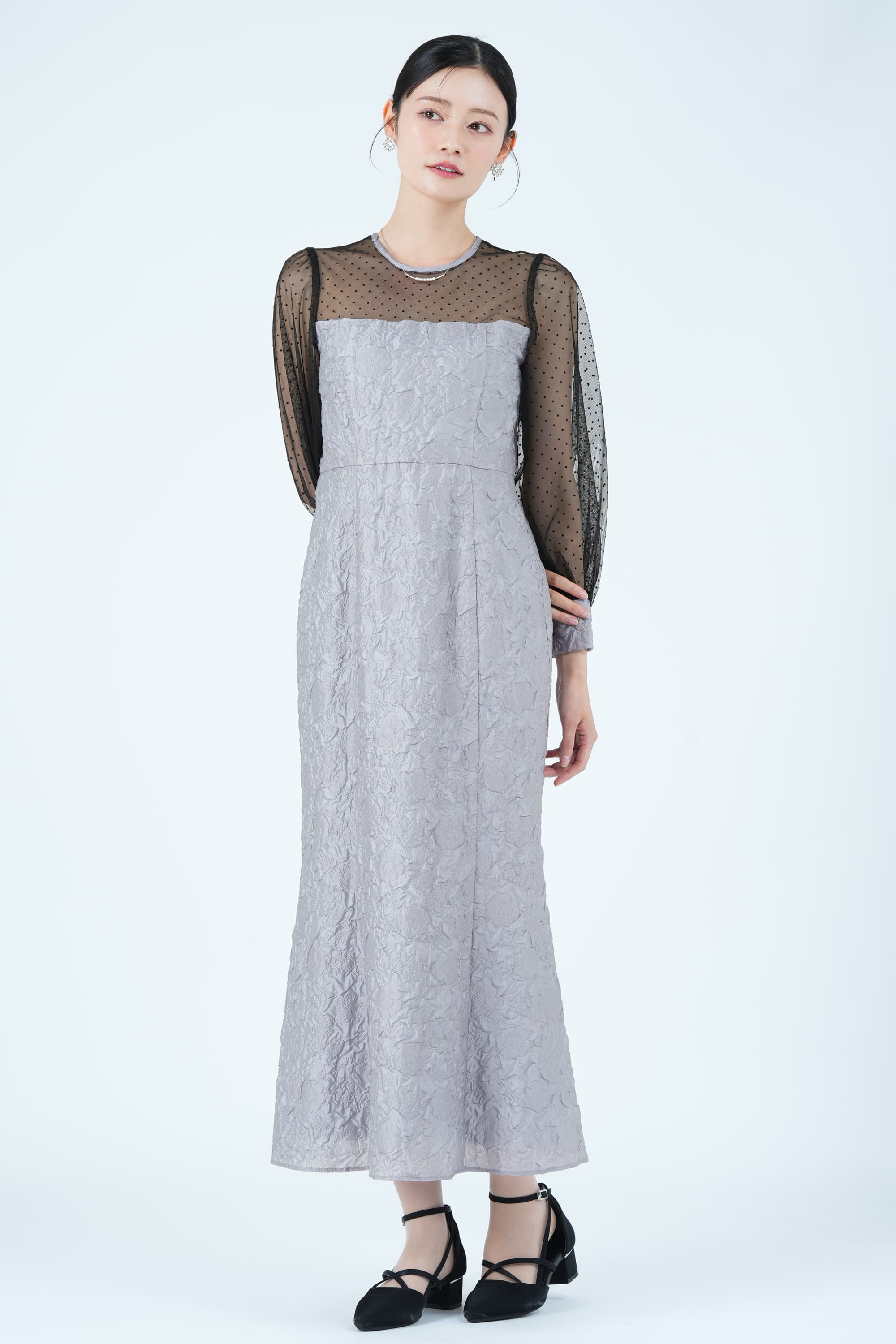 エンボスフラワーグレードレス