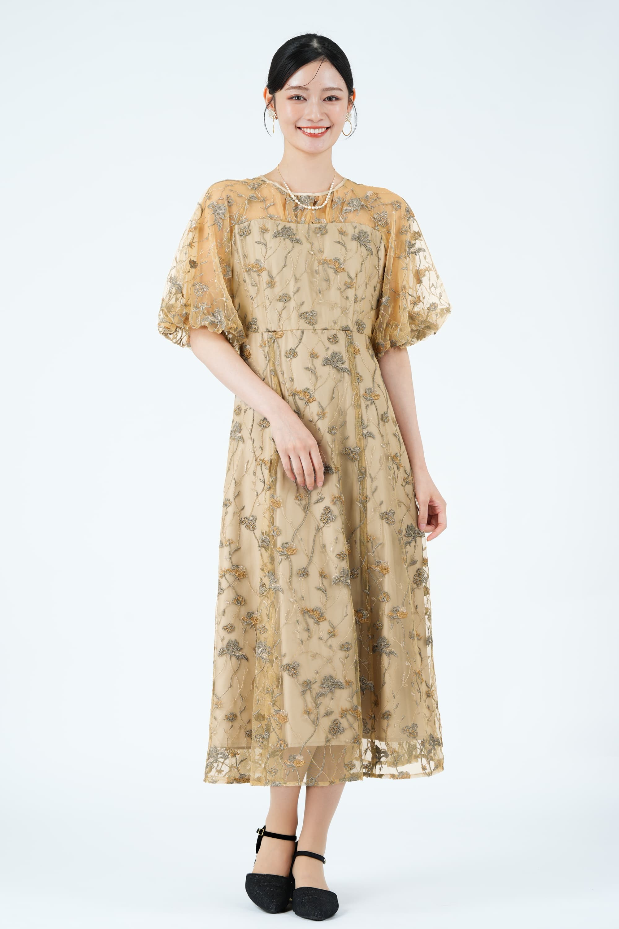 パフスリーブフローラル刺繍イエロードレス
