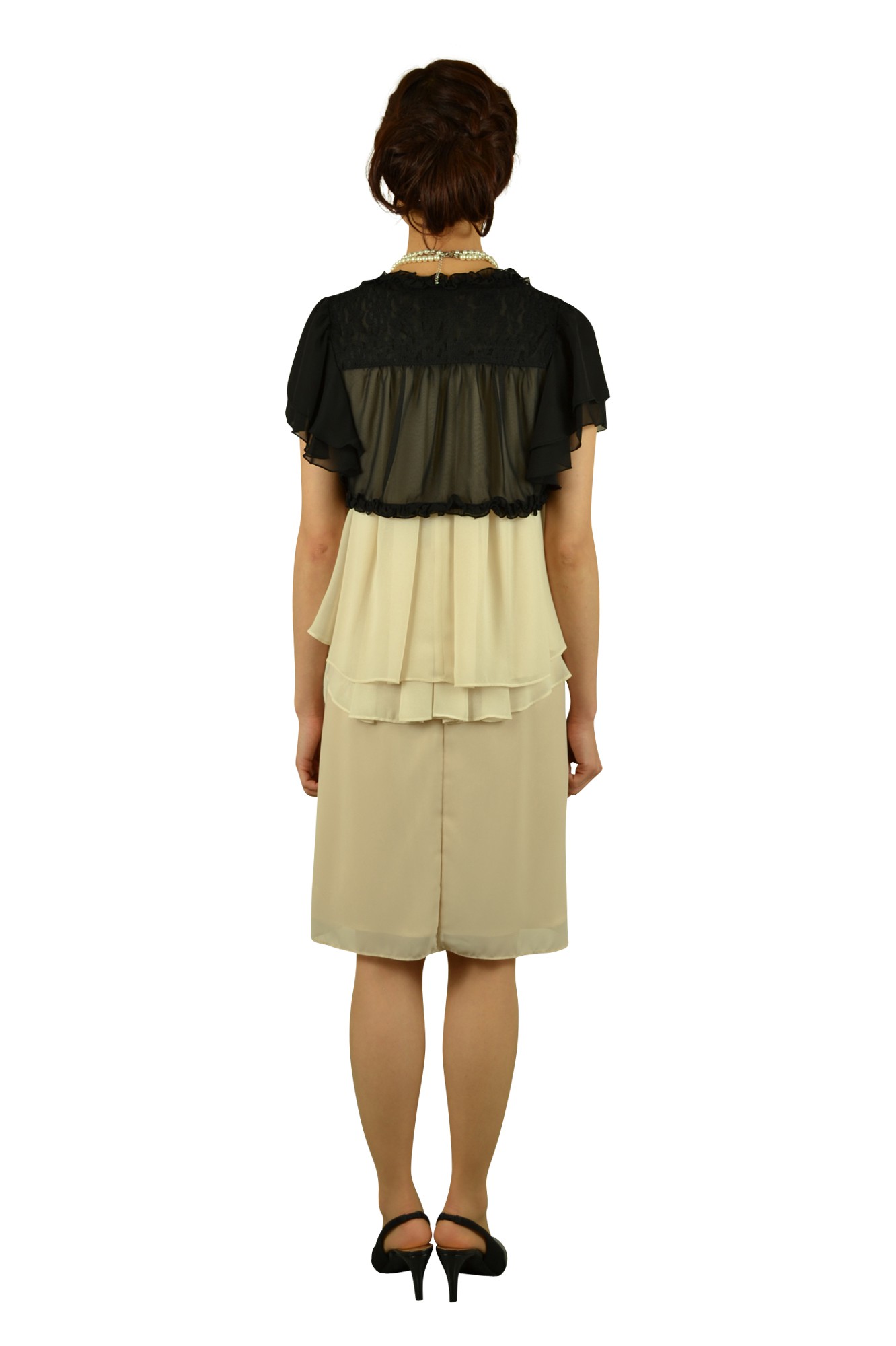 シンプルベージュドレスセット