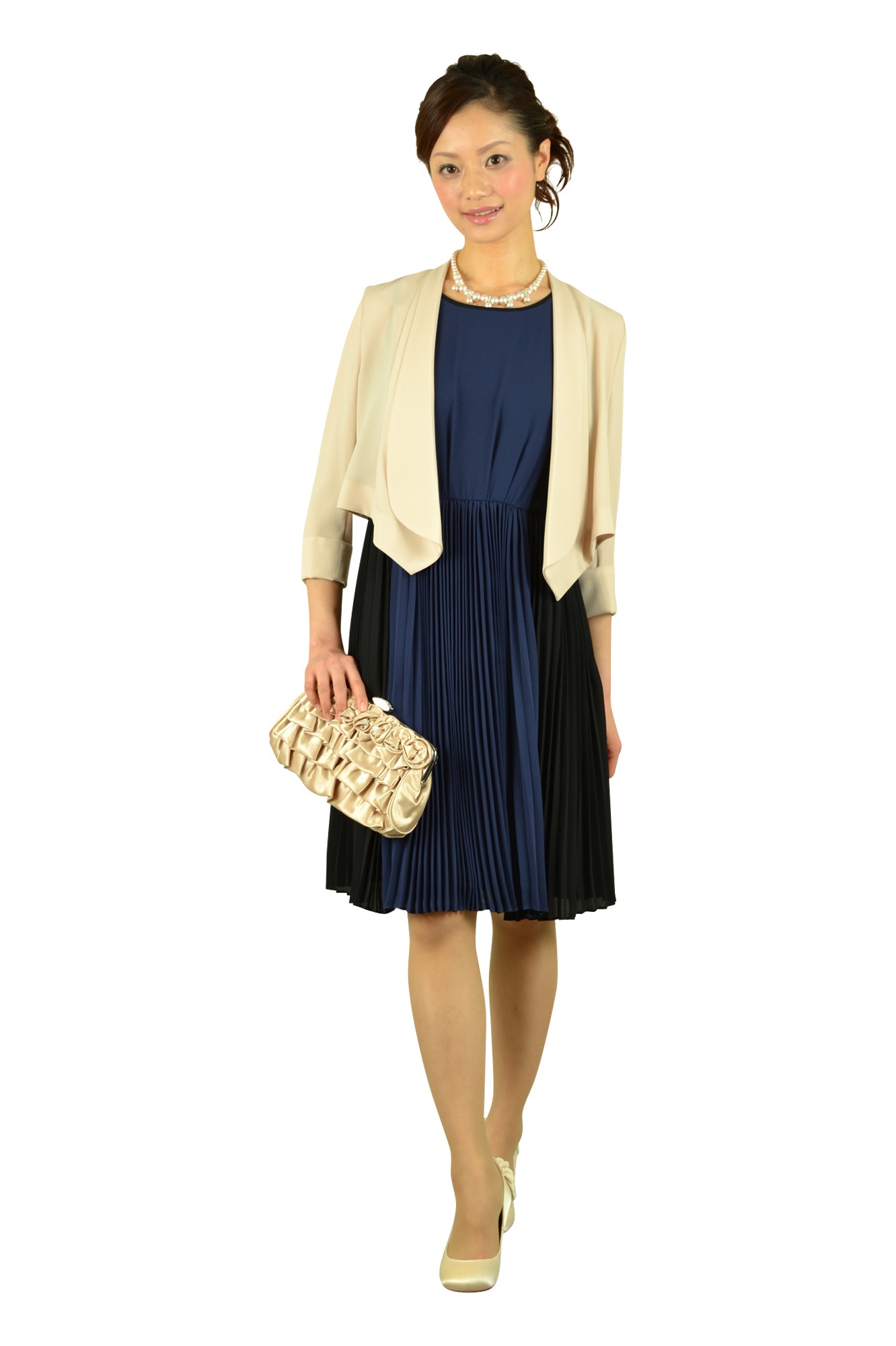 ベージュバラコサージュバッグ