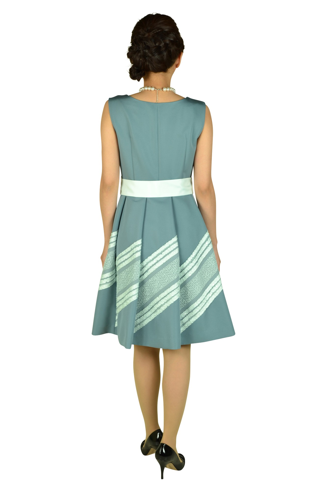 ミルキーグリーンフィットアンドフレアドレスセット