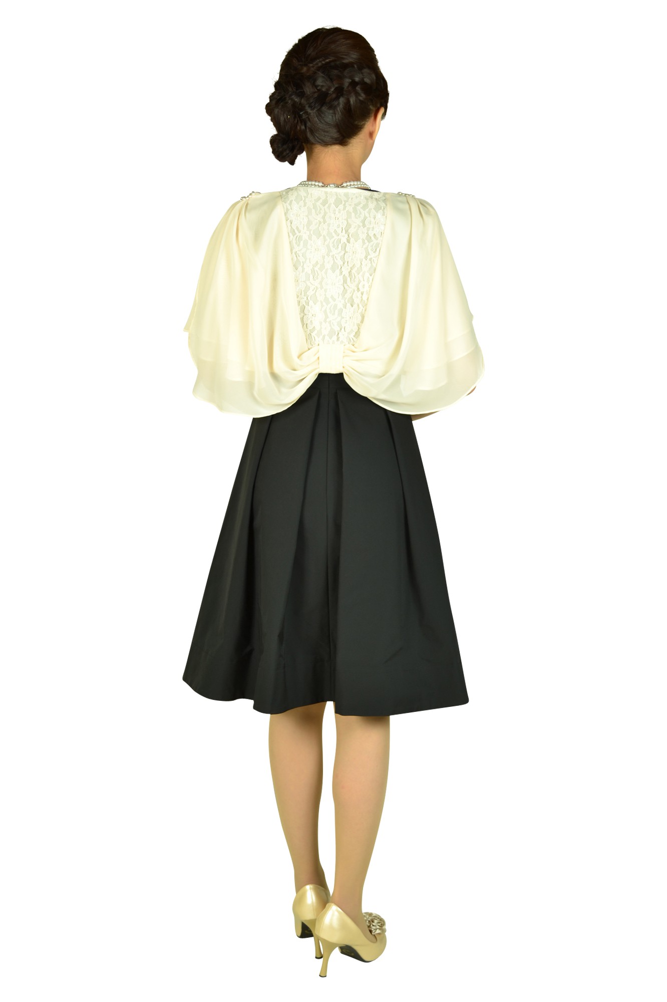 Vネックハリ感ブラックフレアドレスセット