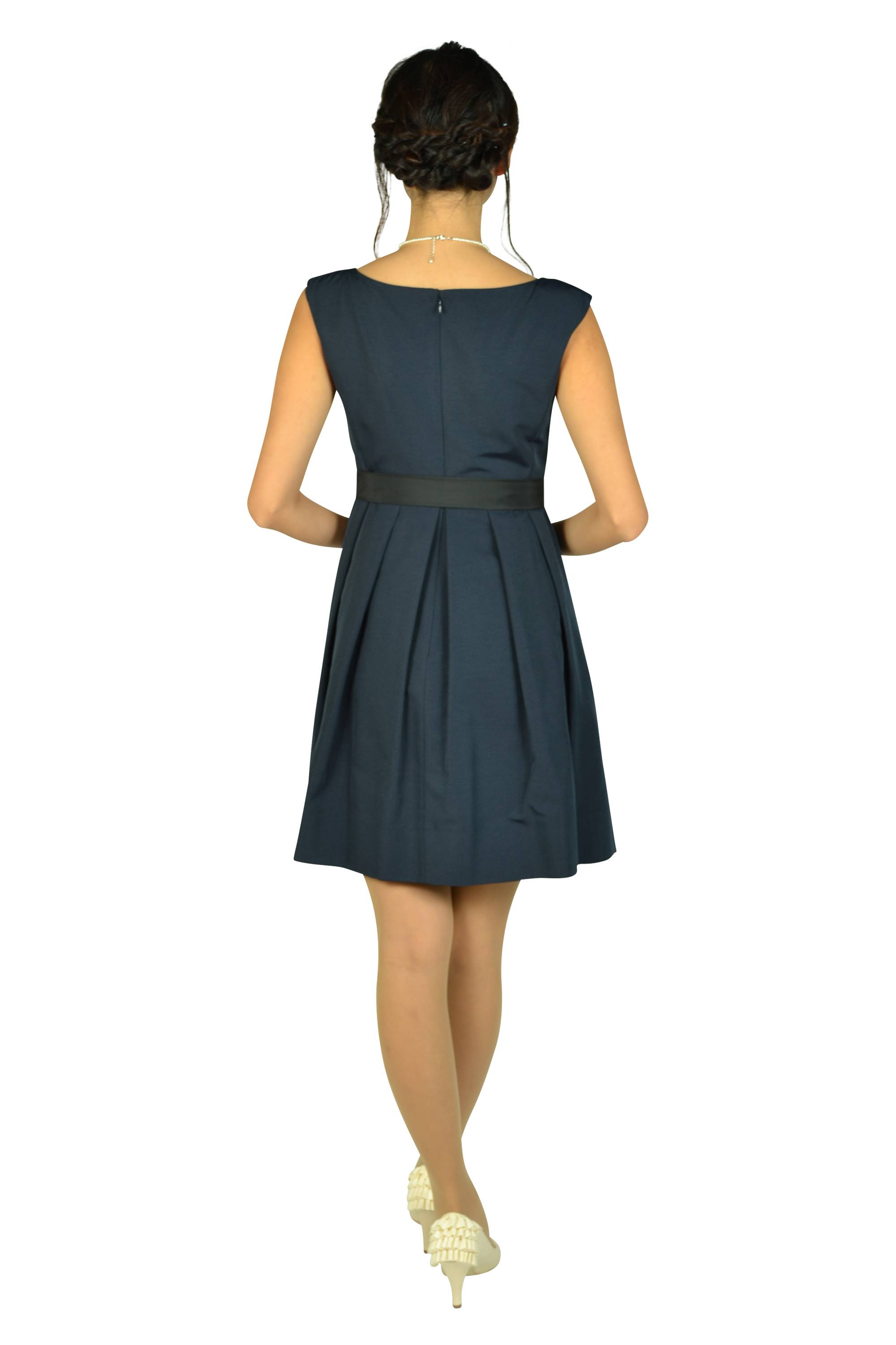 ハートシェイプドネックネイビードレスセット