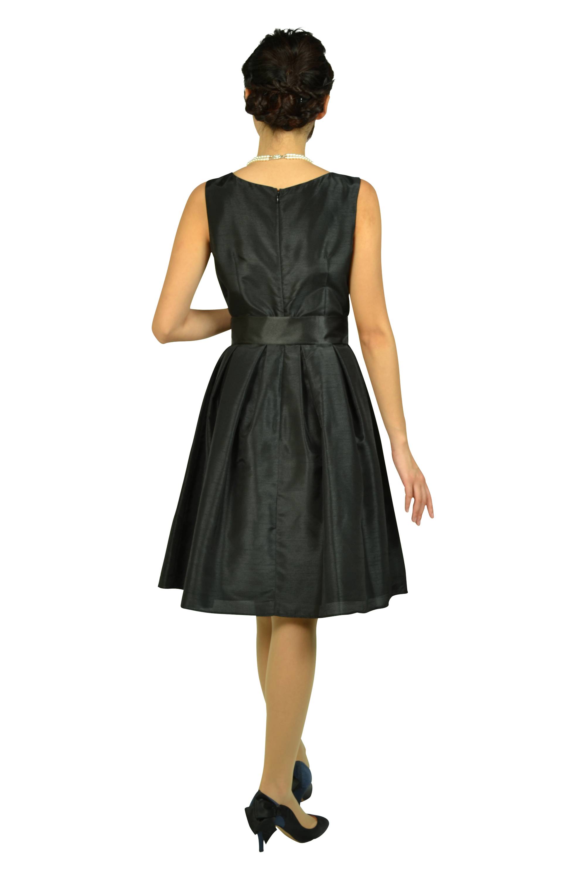 光沢ブラックシンプルドレスセット