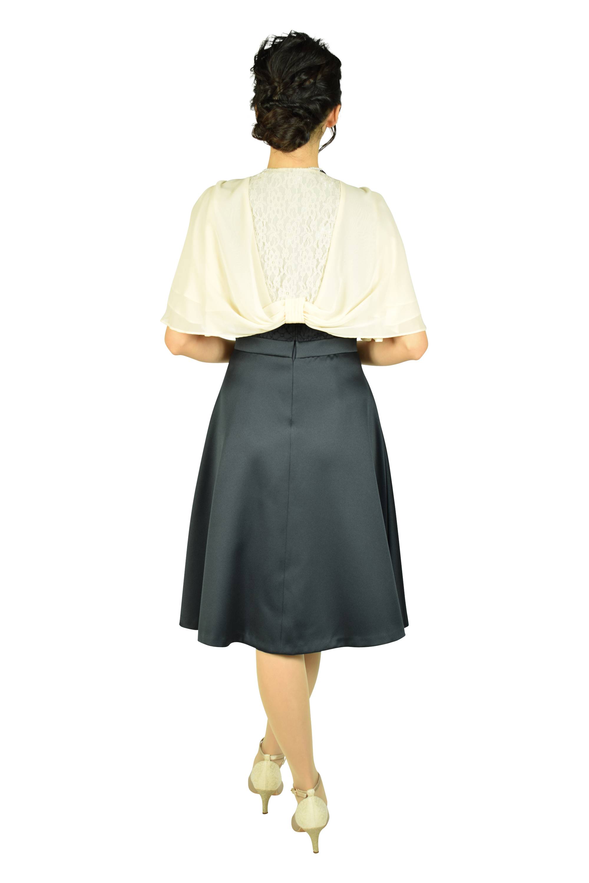 上品ボトルネックネイビードレスセット