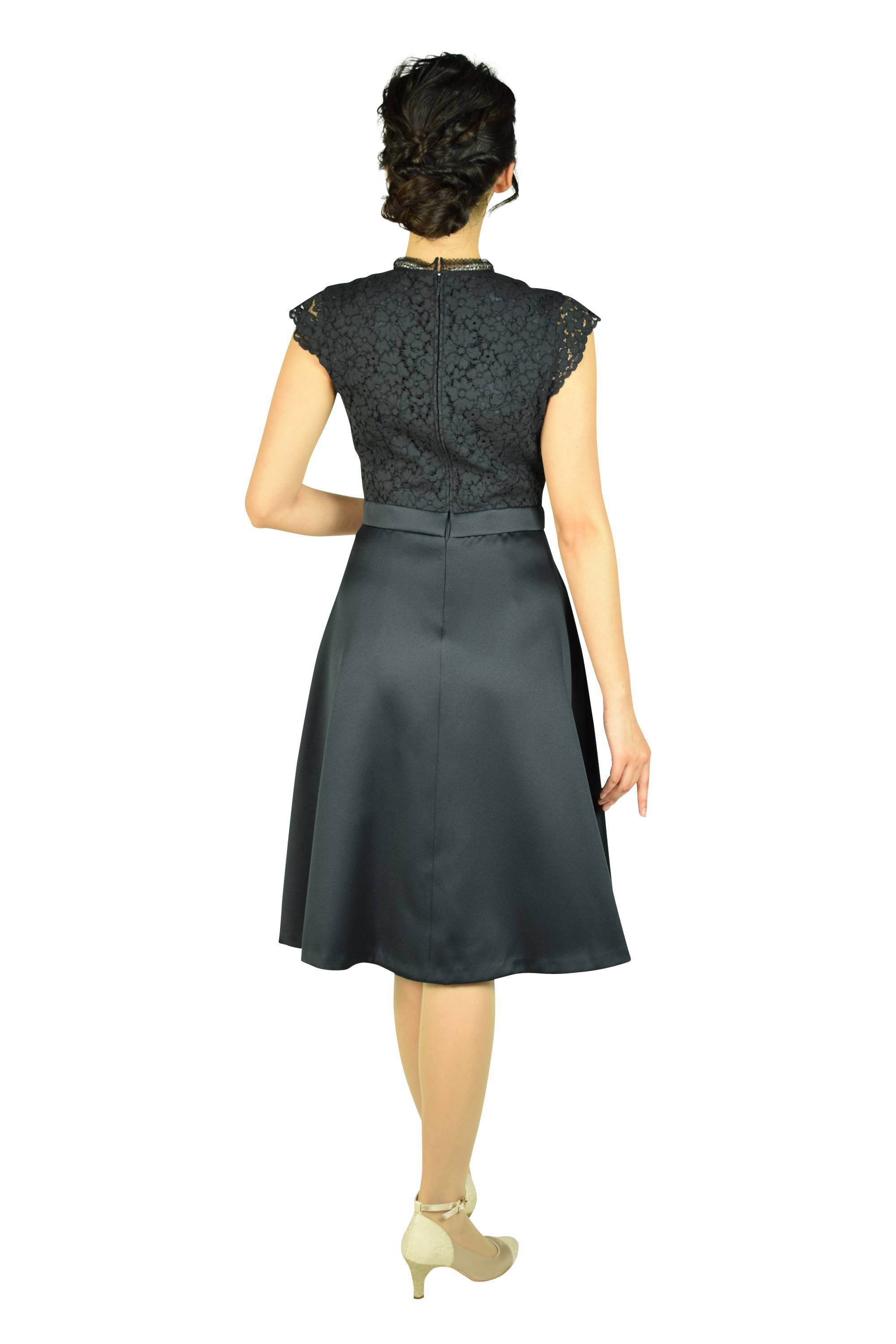 上品ボトルネックネイビードレスセット