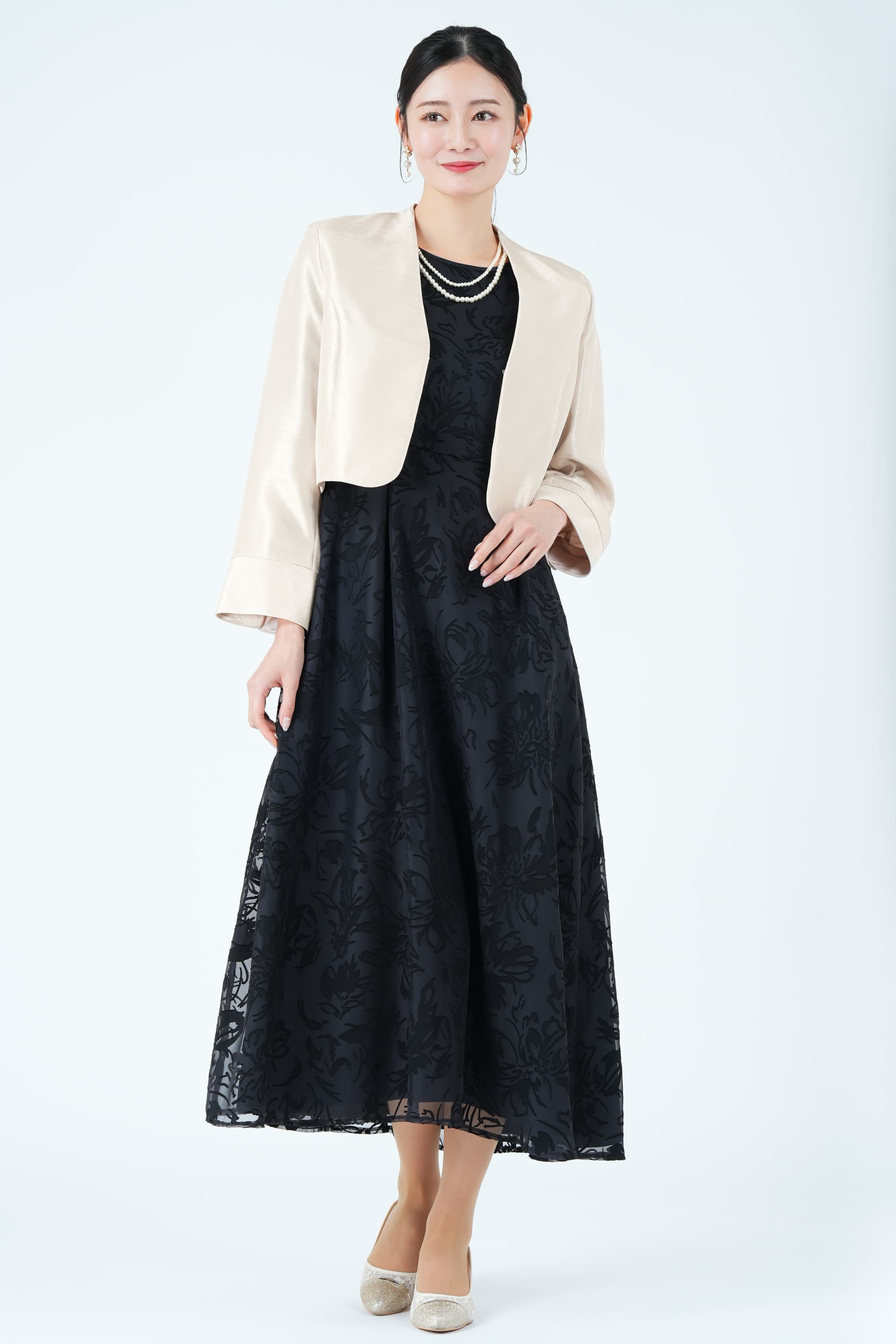 サテンオパール線画フラワーブラックドレスセット