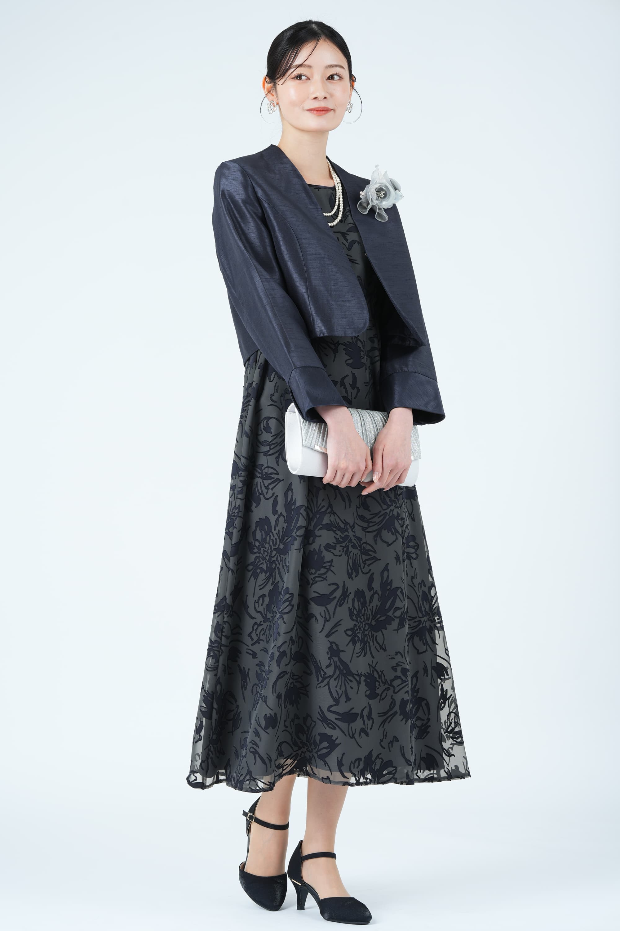 サテンオパール線画フラワーネイビードレスセット