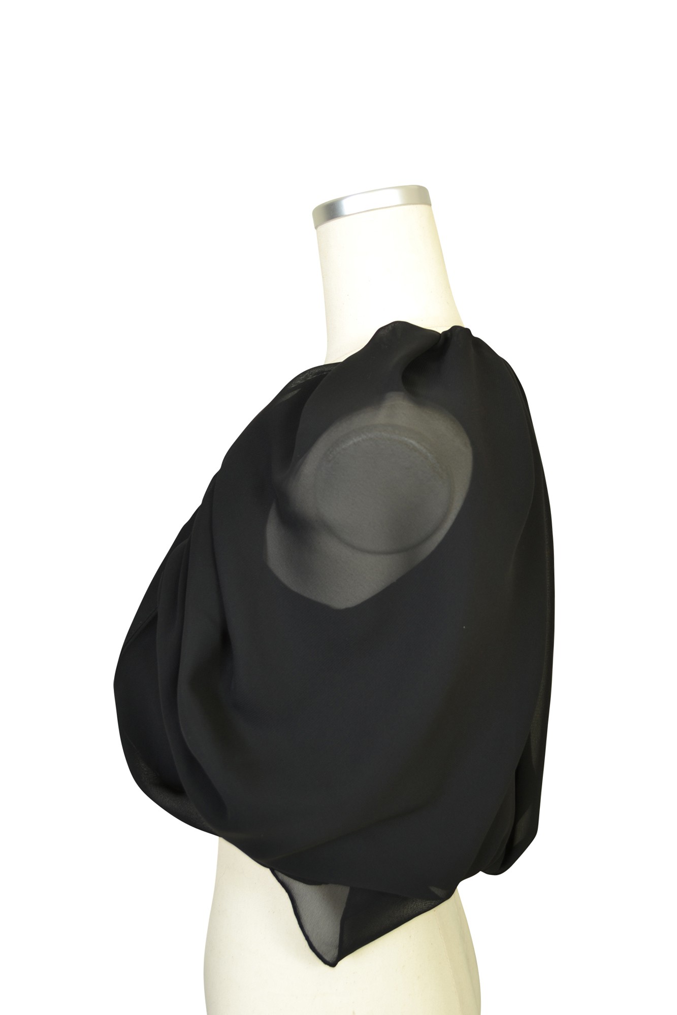 ふんわりブラックボレロ