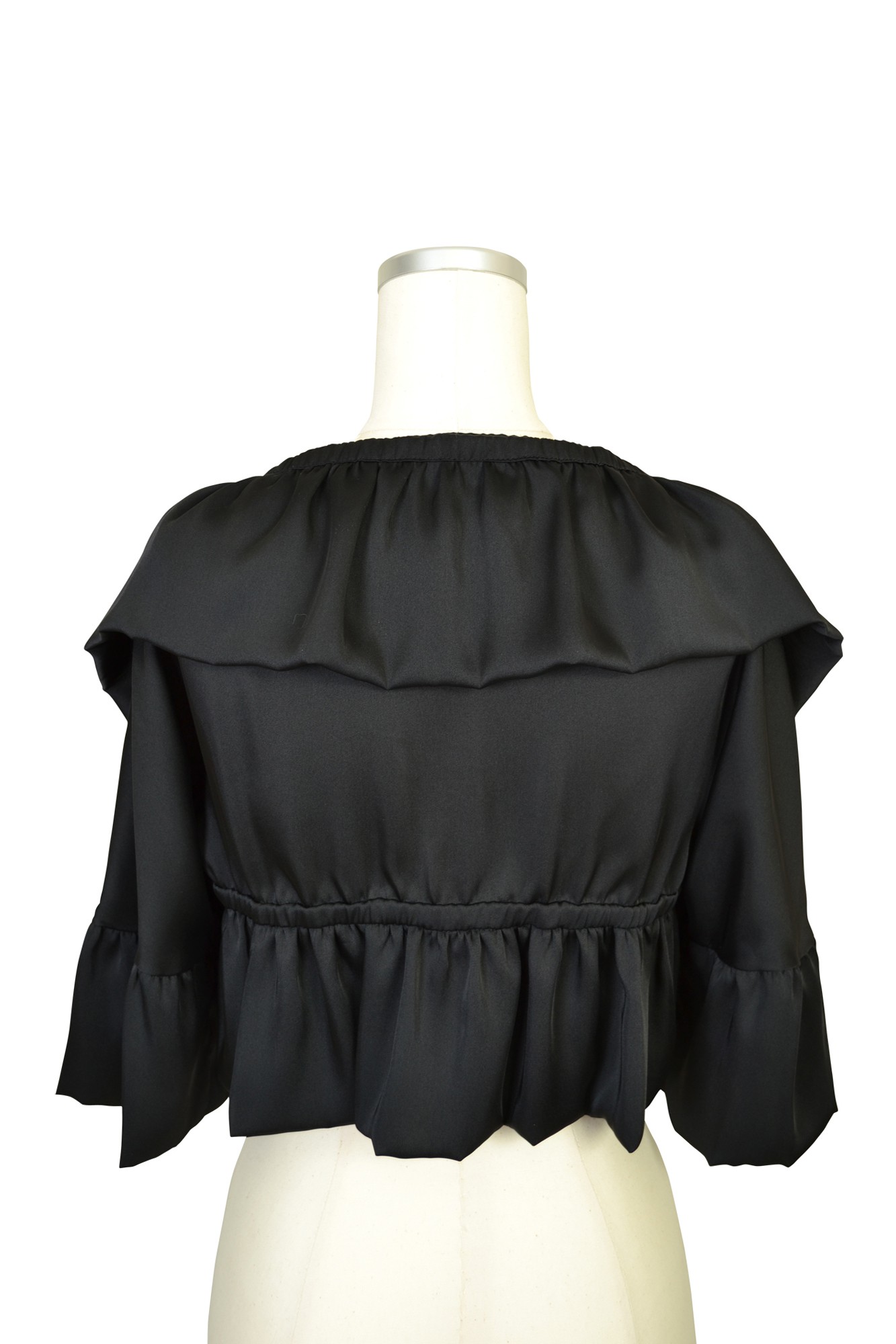 ジャケット風サテンブラックボレロ