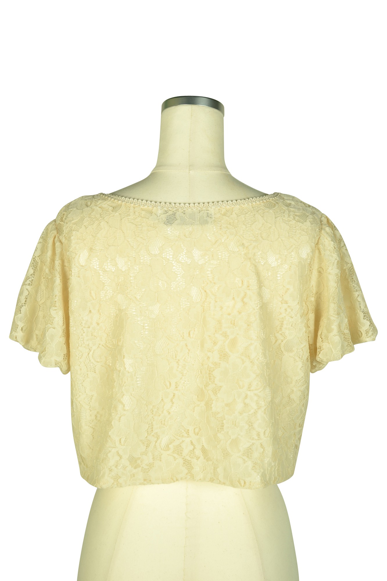 レースふんわりアイボリーボレロ