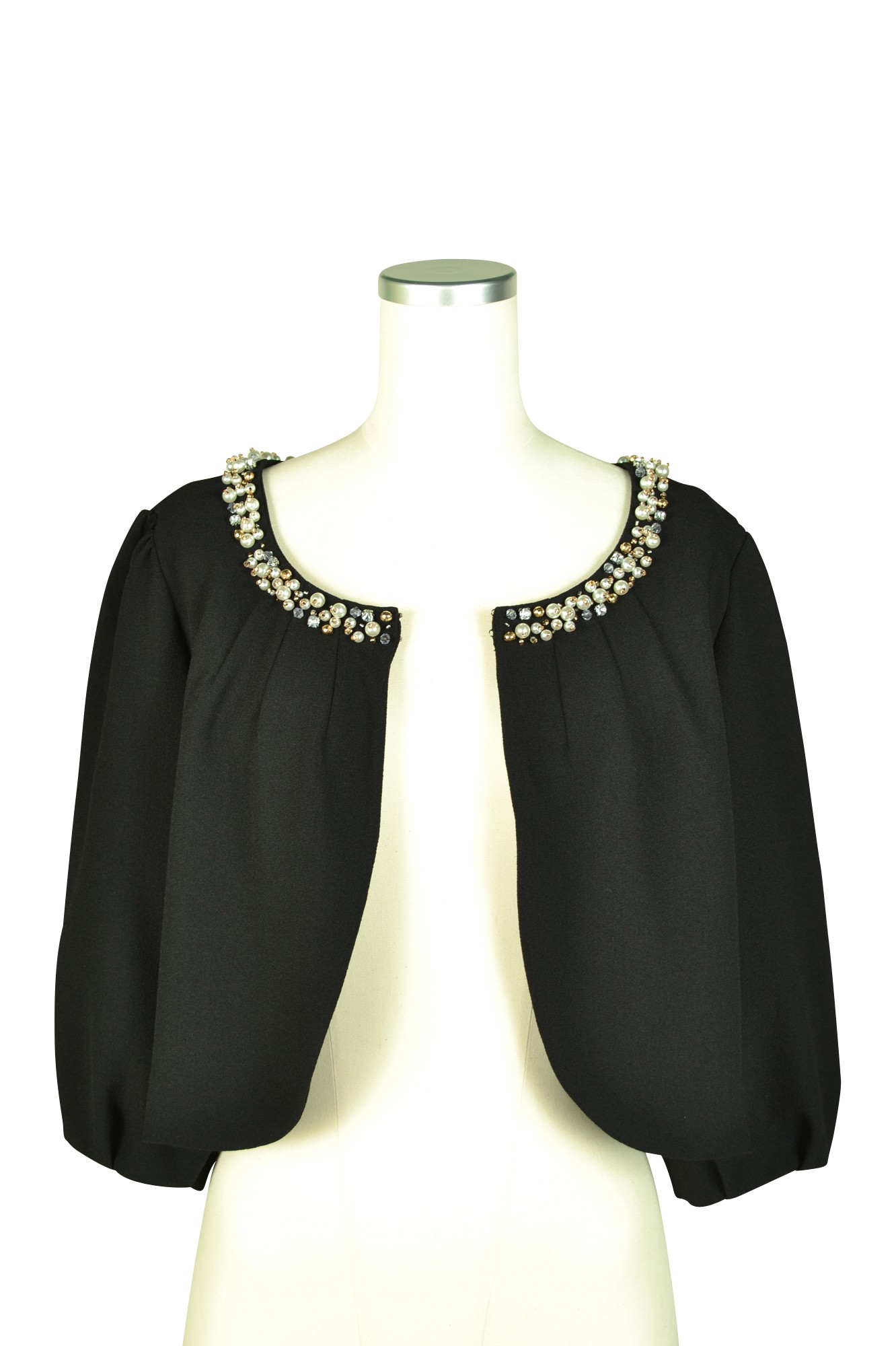 首元ビジュノーカラーブラックジャケット