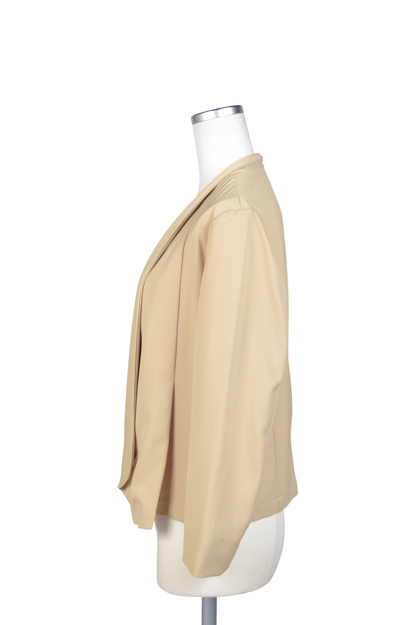 スタイリッシュ8分袖アイボリージャケット