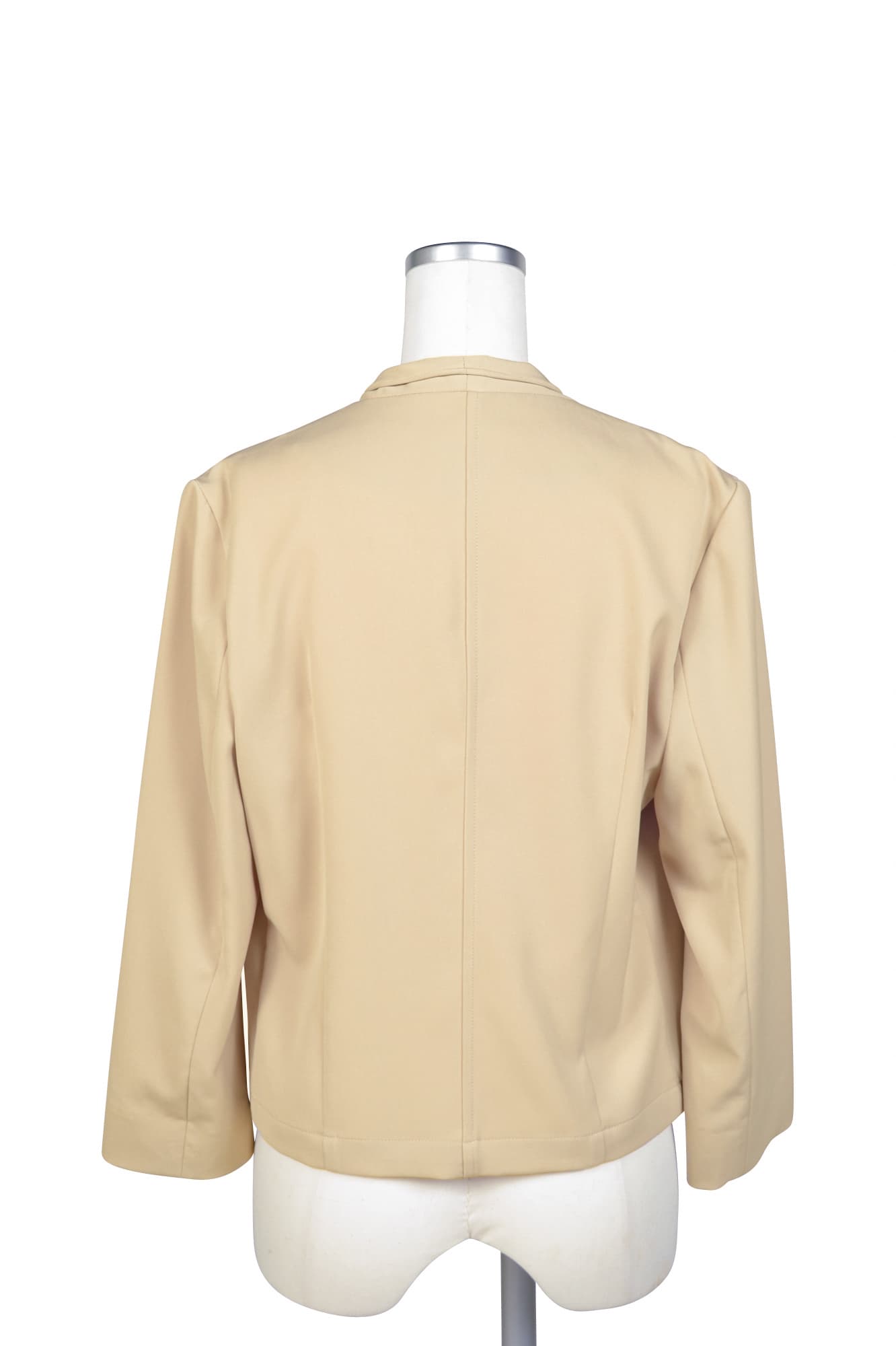 スタイリッシュ8分袖アイボリージャケット