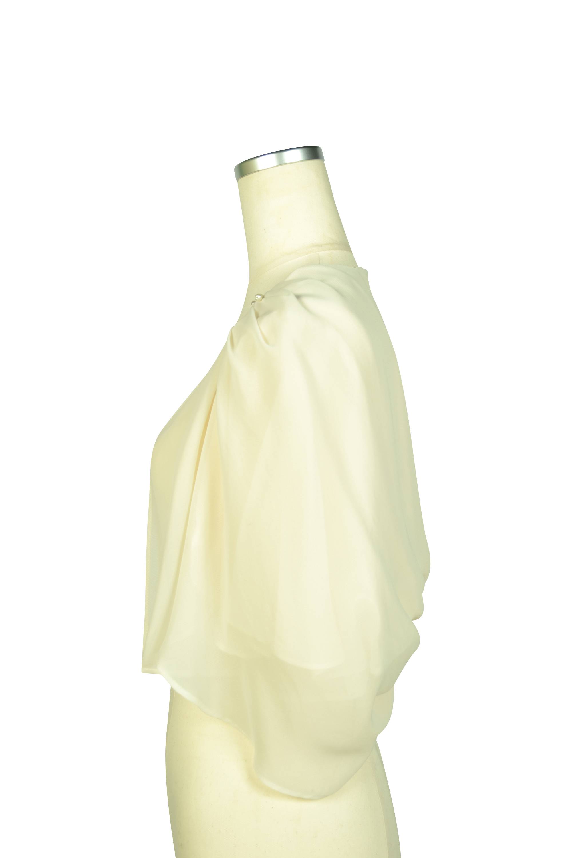 パール付きライトアイボリーボレロ