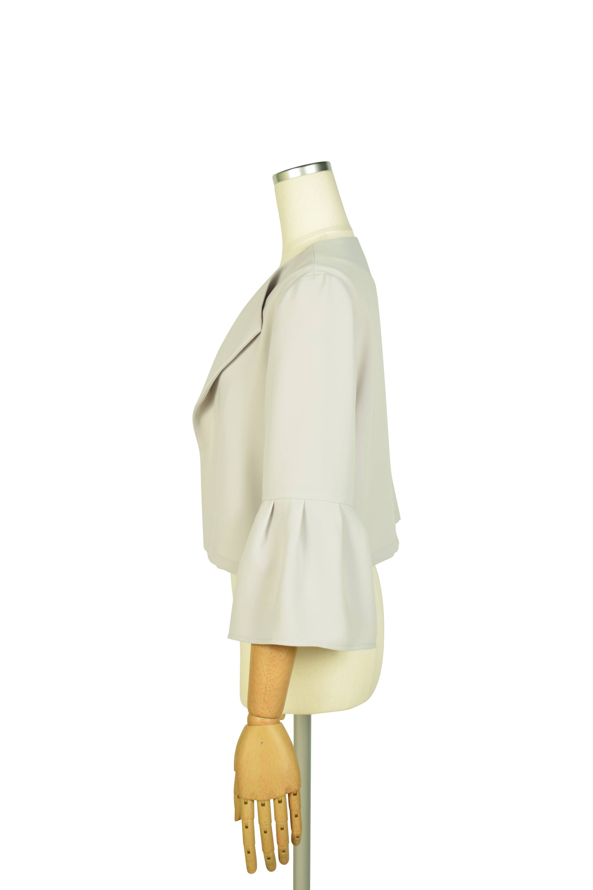 襟付きベル袖ライトグレージャケット