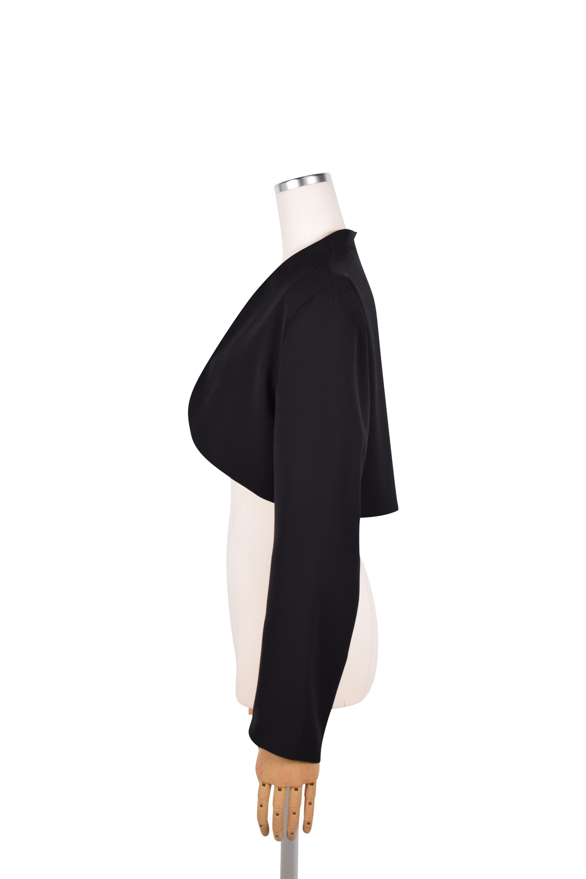 ショート丈コンパクトブラックジャケット