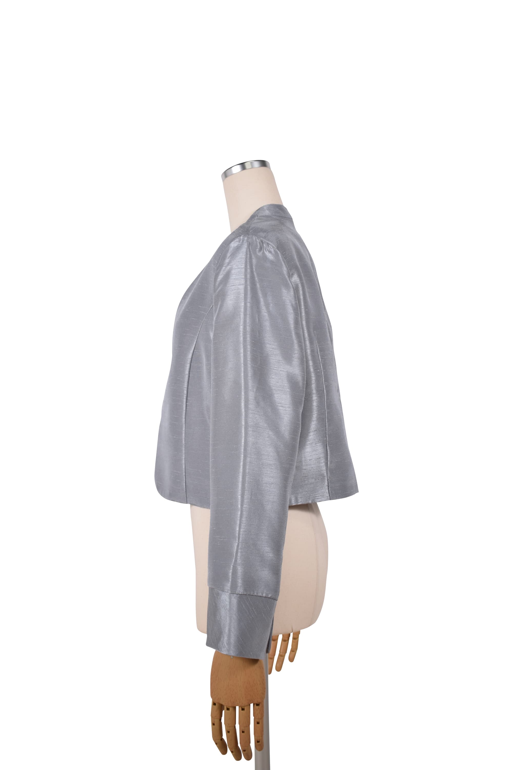 シンプル光沢シルバージャケット