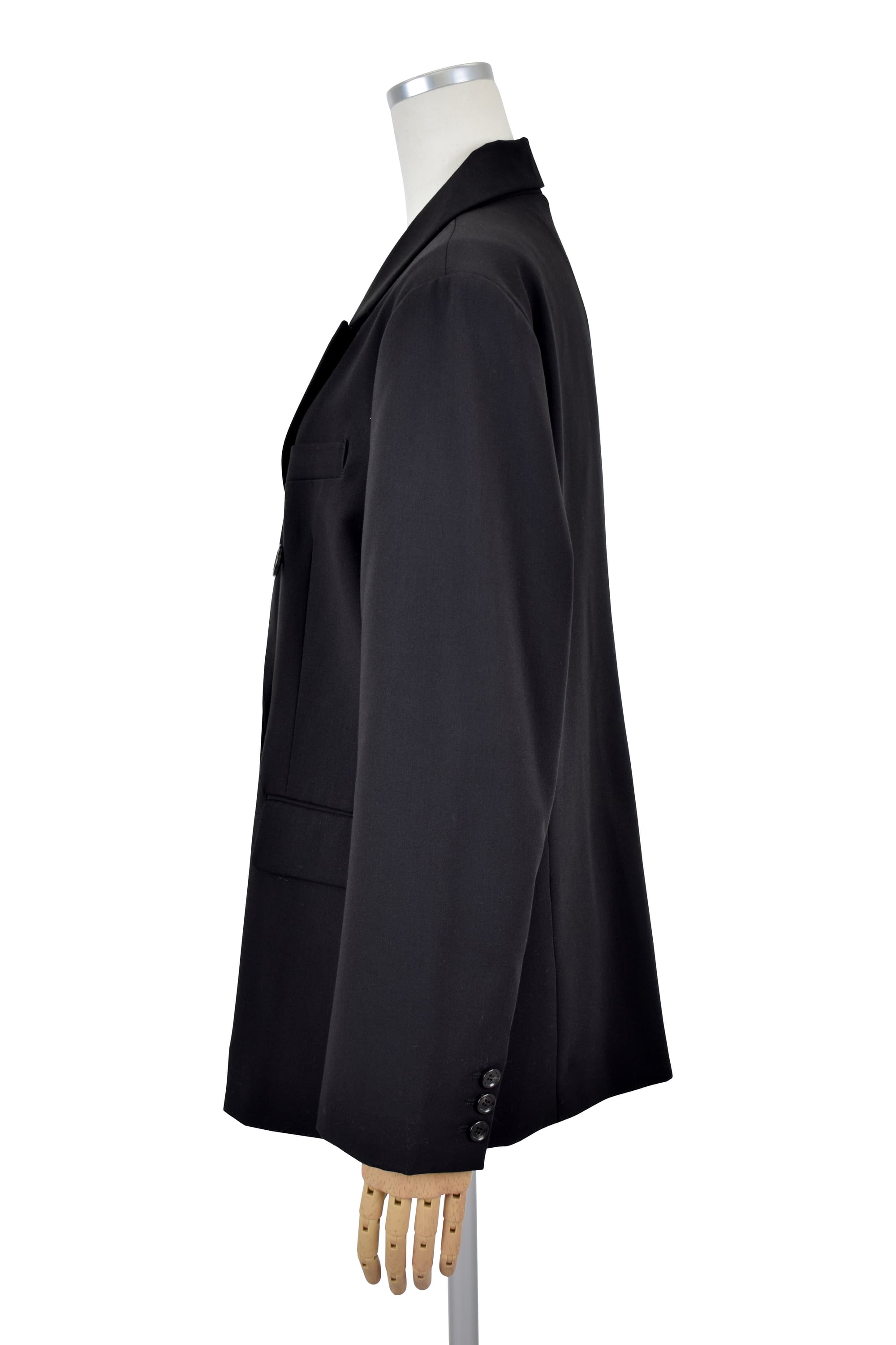 ピークドラペルブラックジャケット