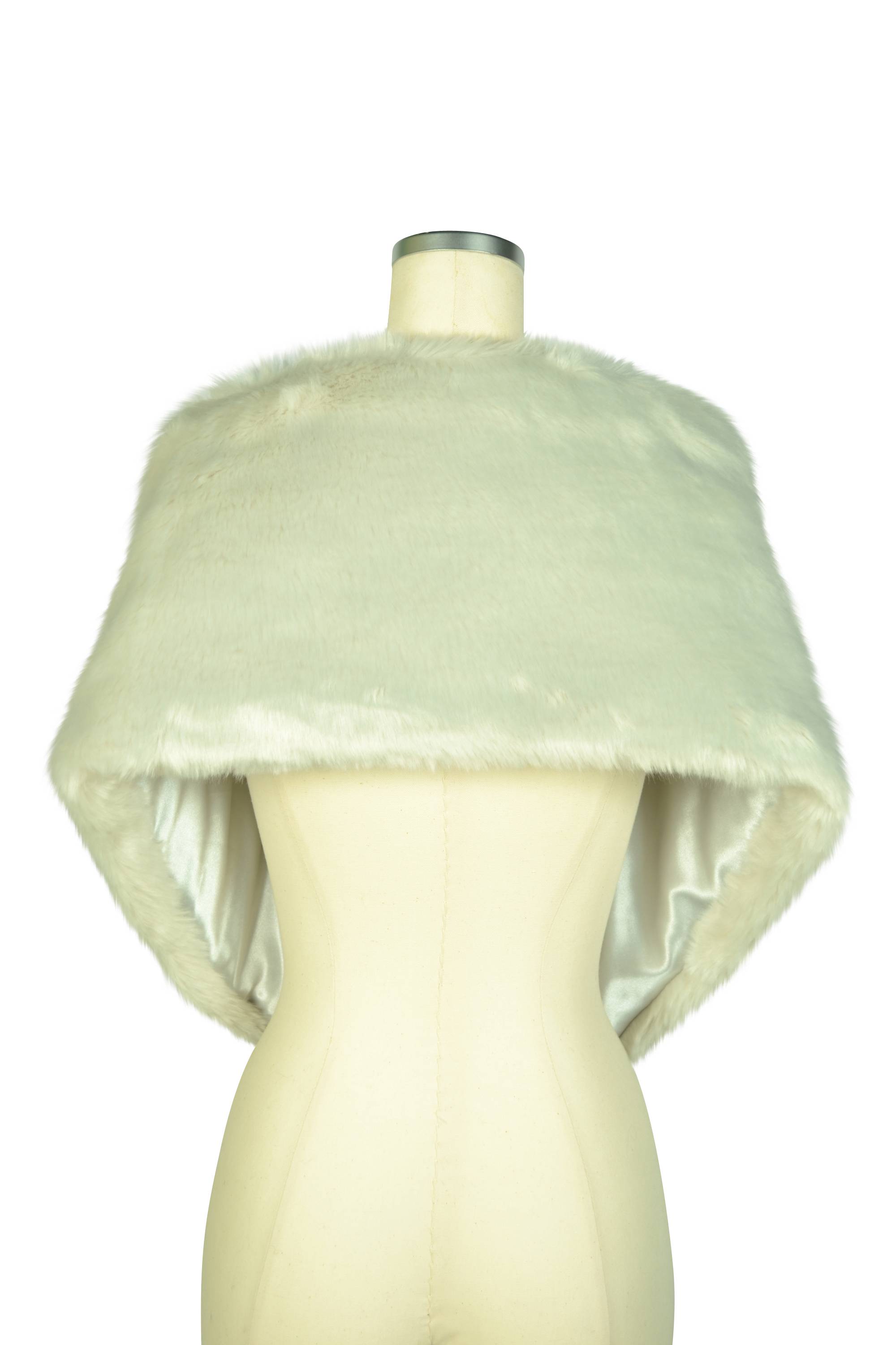 クリスタル留め具グレージュファーショール