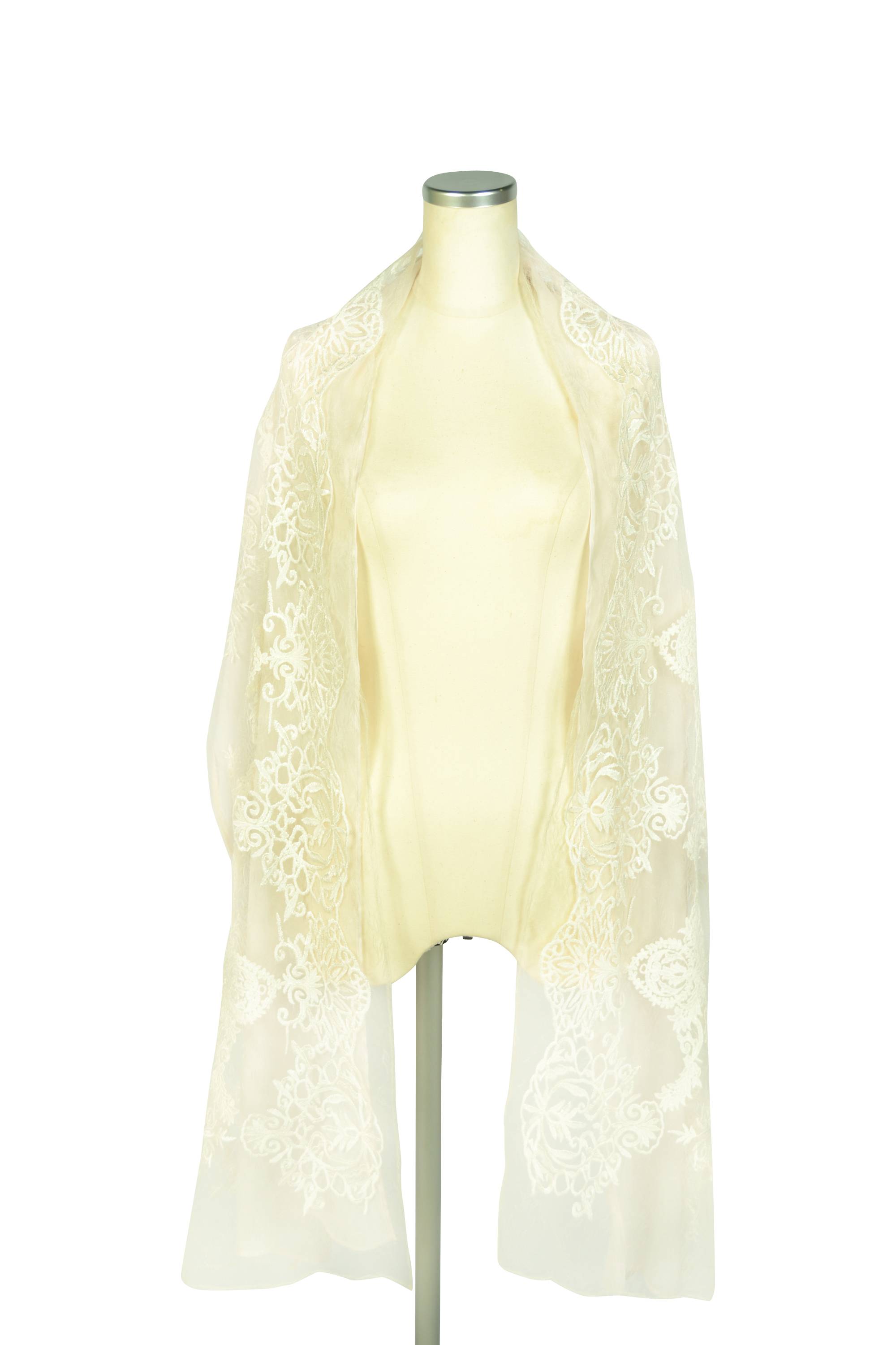 ダマスク柄刺繍ベージュショール