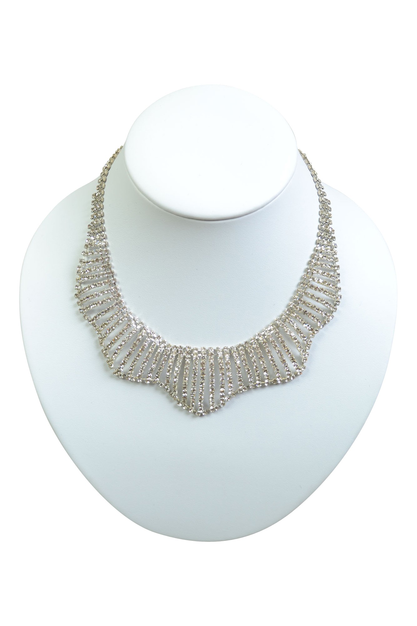 チョーカー風クリスタルネックレス